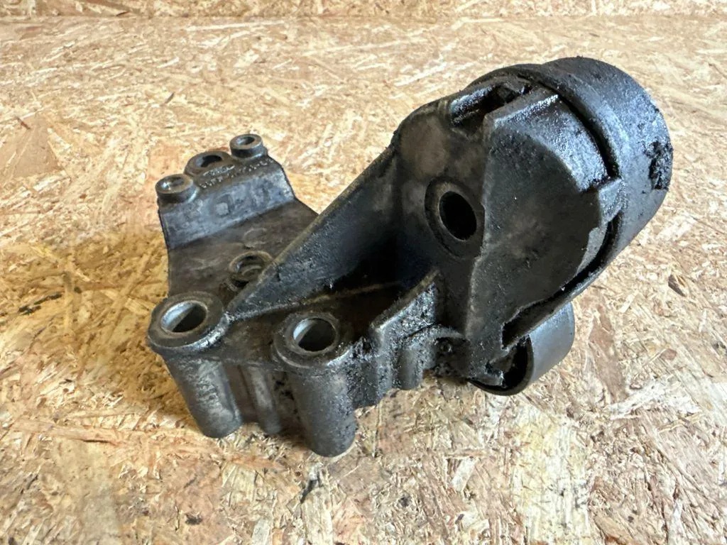 Tensor cinturón Ford Focus Turnier 1.8 TDCI 85kW 2001 image 3