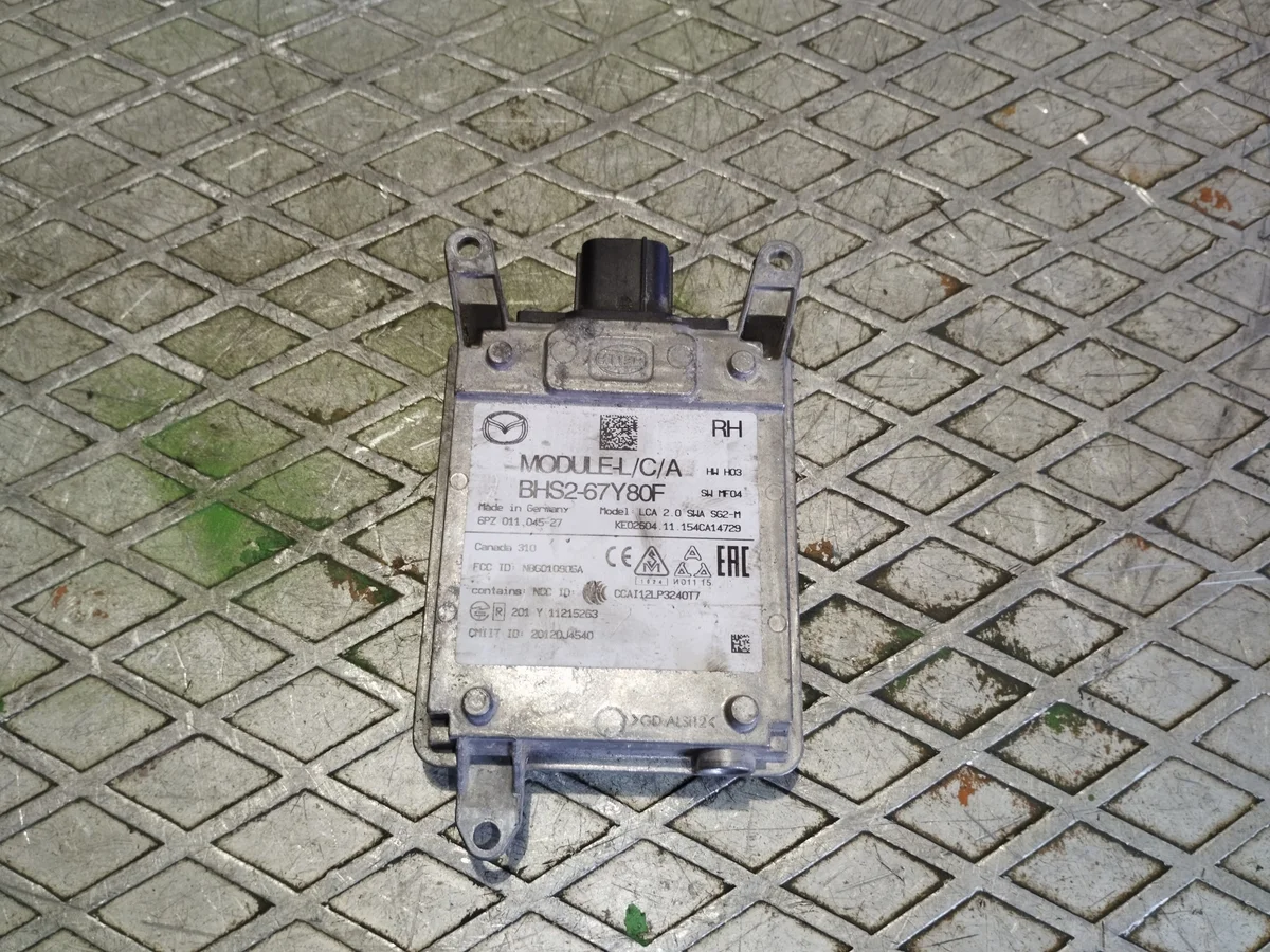 Mazda 3 Radar Distronic BHS2-67Y80F
