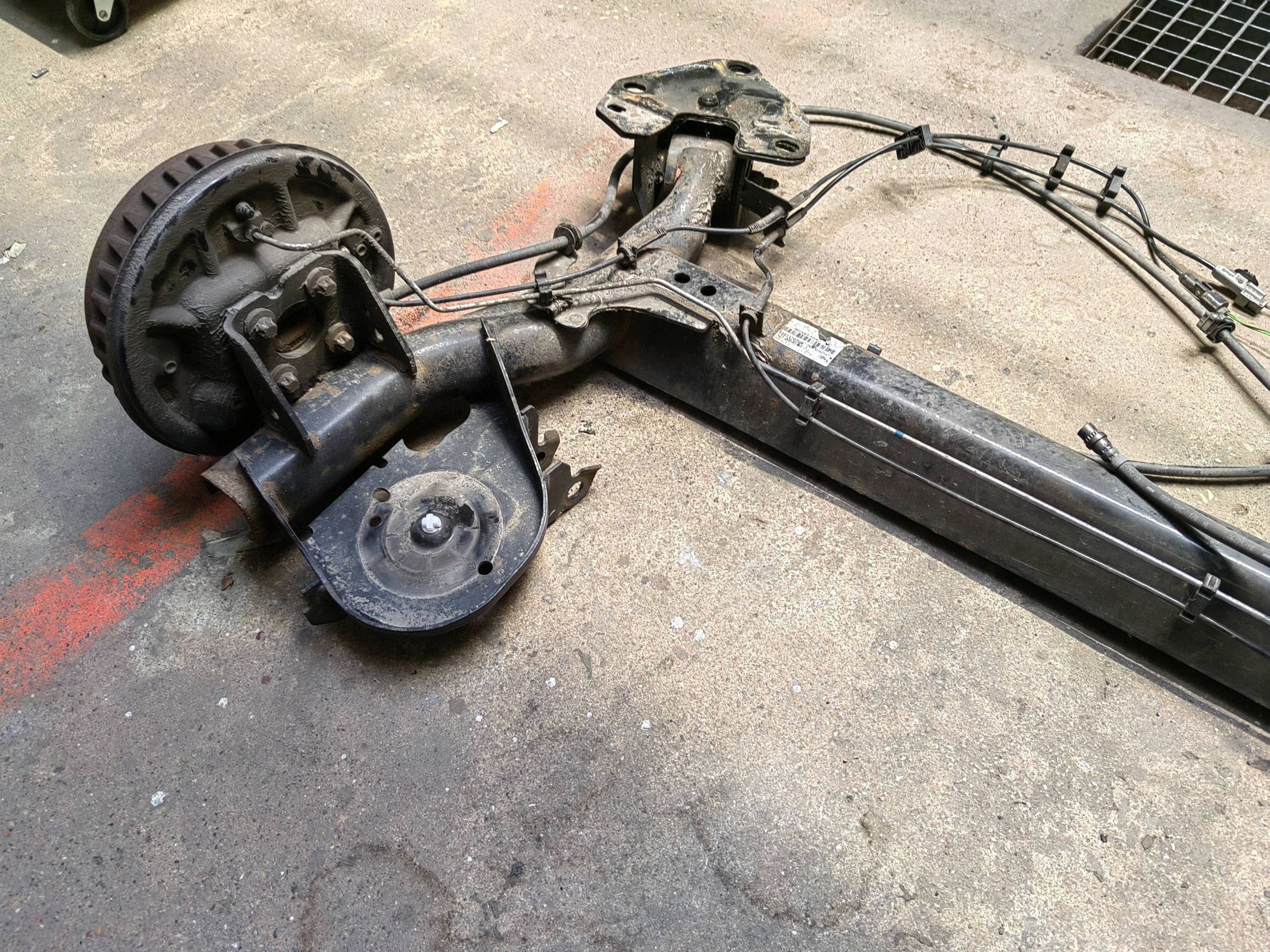Suspension arrière Dacia Dokker KNO2254 image 4