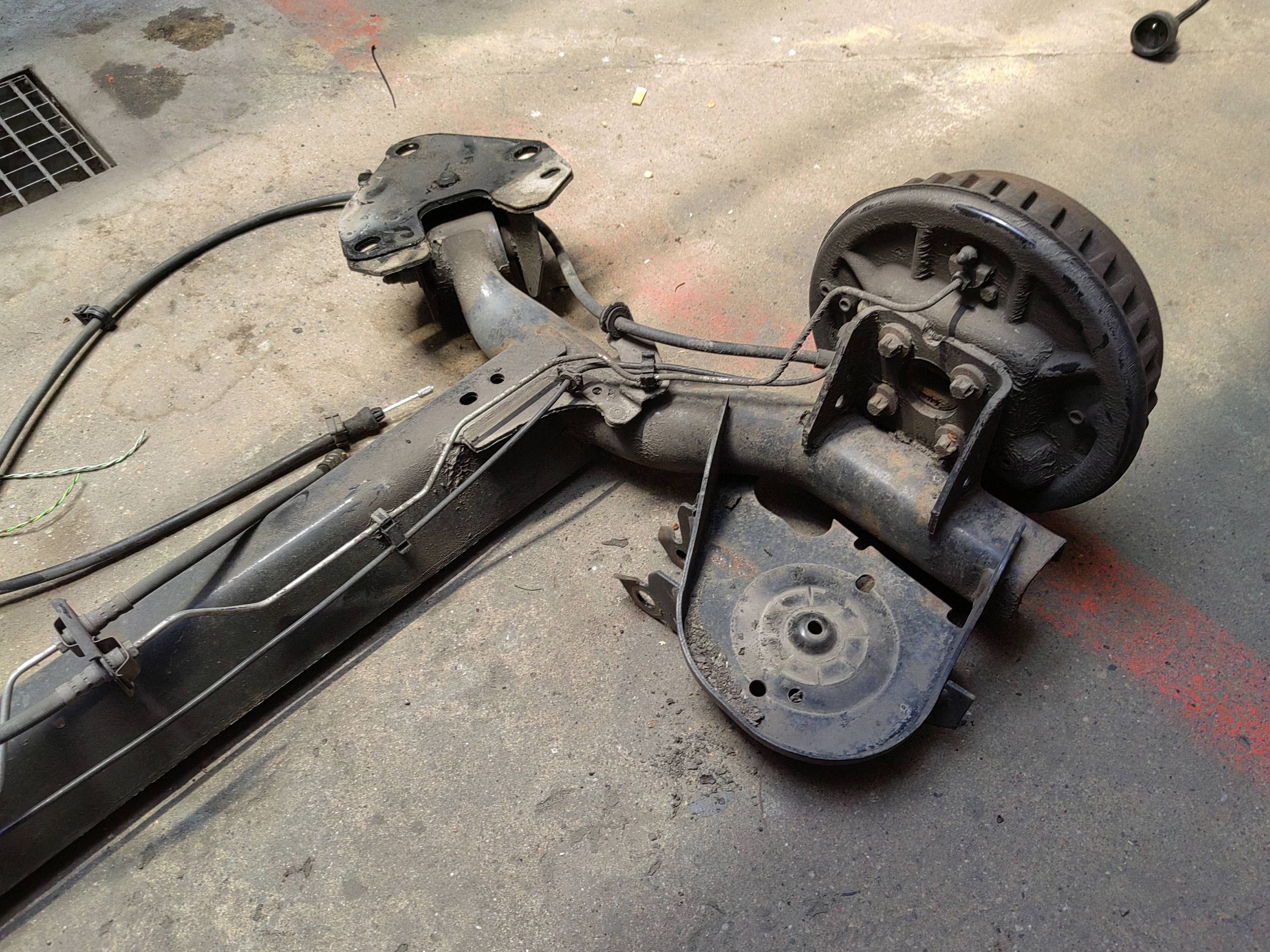Suspension arrière Dacia Dokker KNO2254 image 5