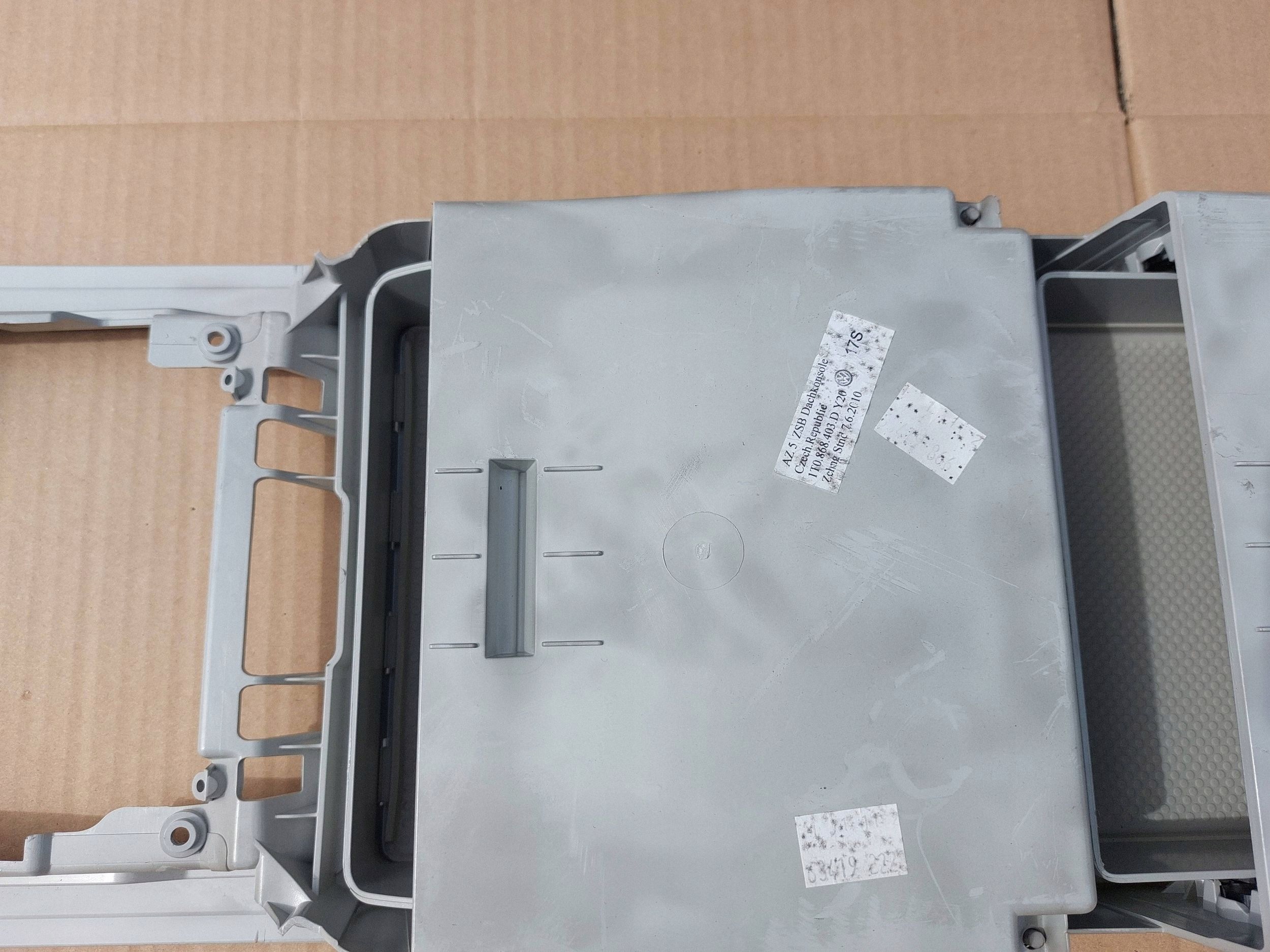 Compartimento VW Touran 1T3 1T0868403D Usado image 8