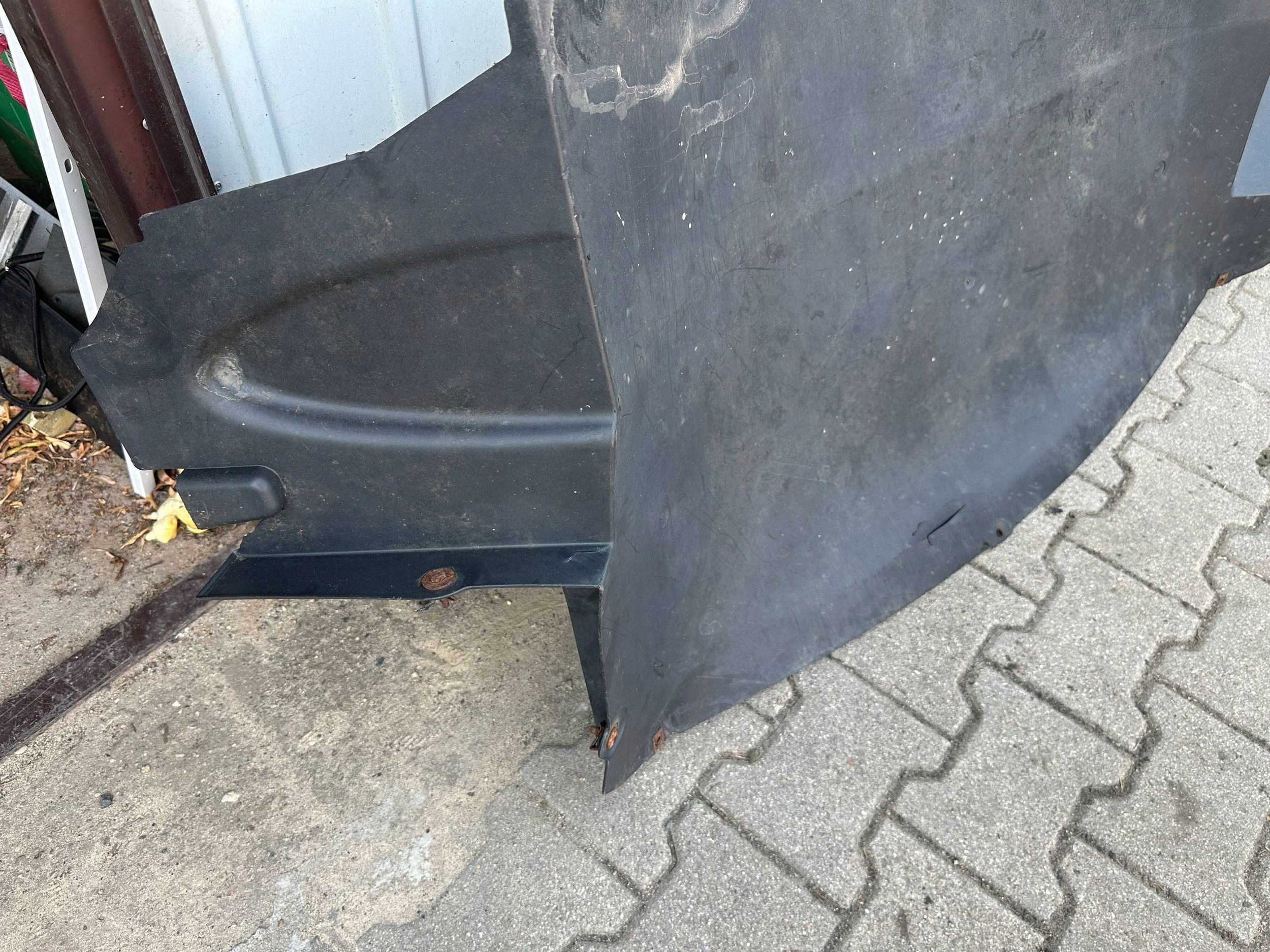 Renault Master III - moottorin suojalevy, käytetty 758900011R