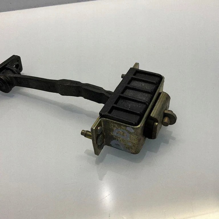 Mercedes-Benz 2117200116 oven stopper