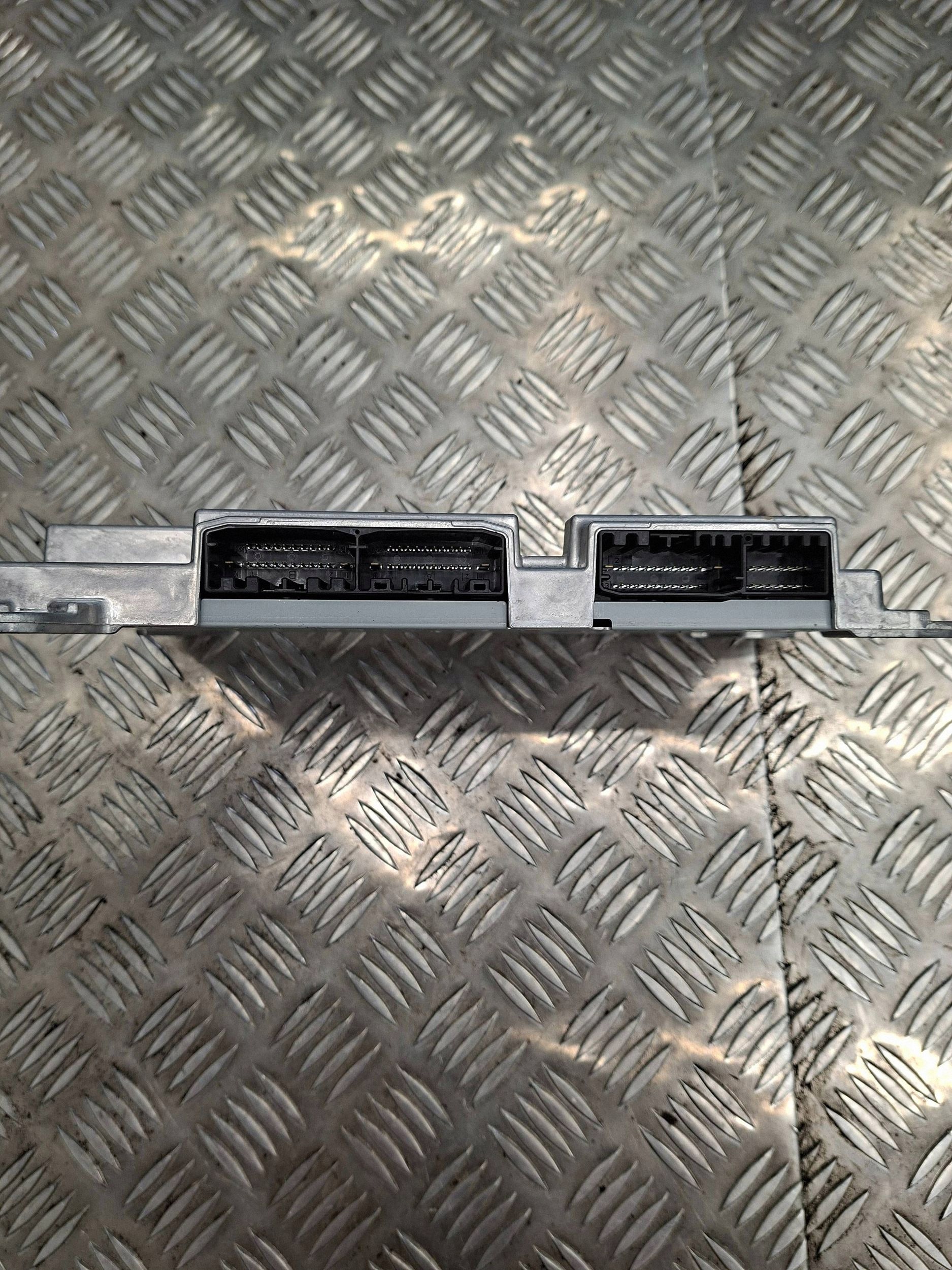 Módulo Amplificador Maserati Grecale 670222555 image 3
