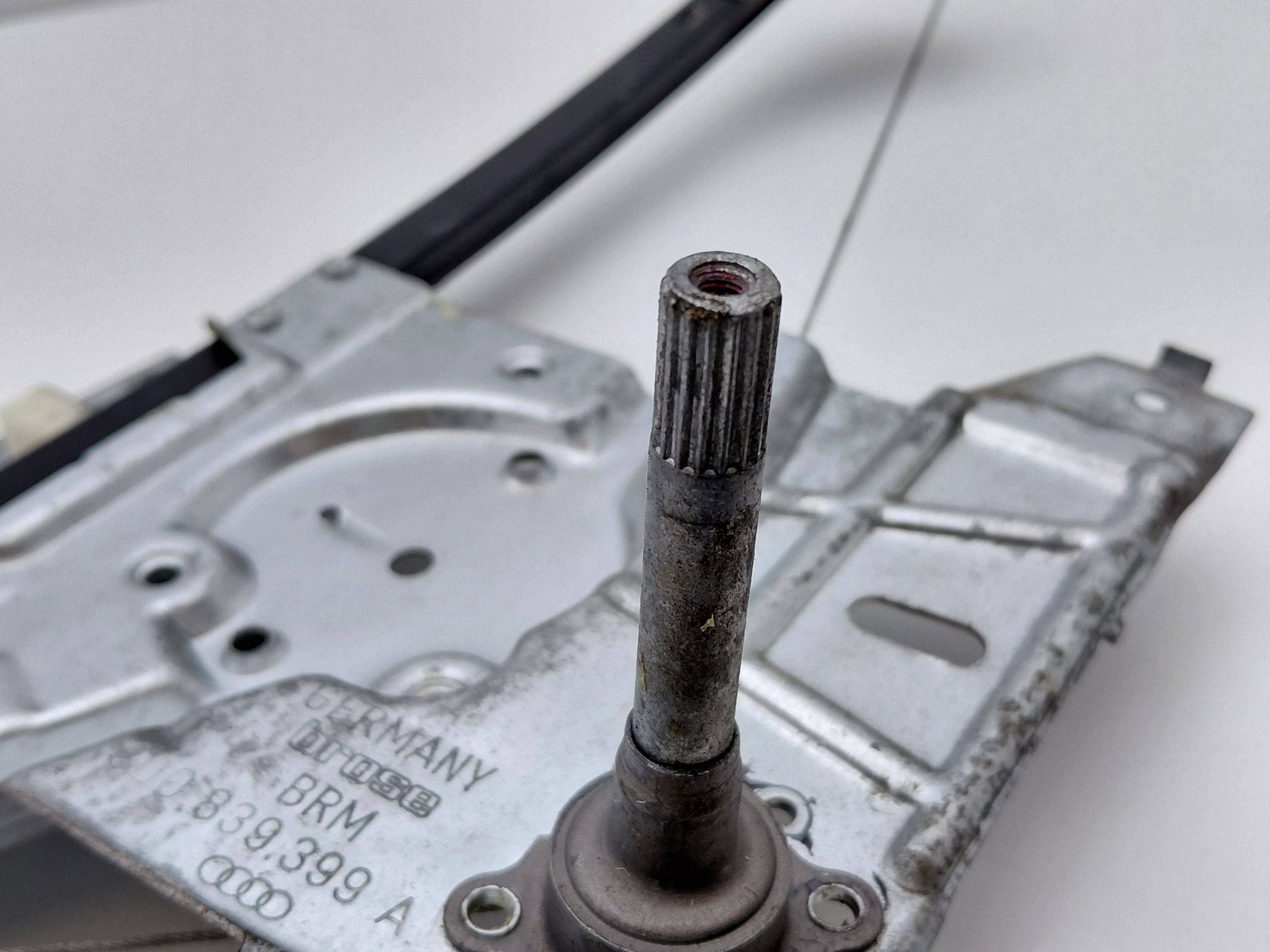 Audi A4 B5 Rear Left Window Regulator image 6