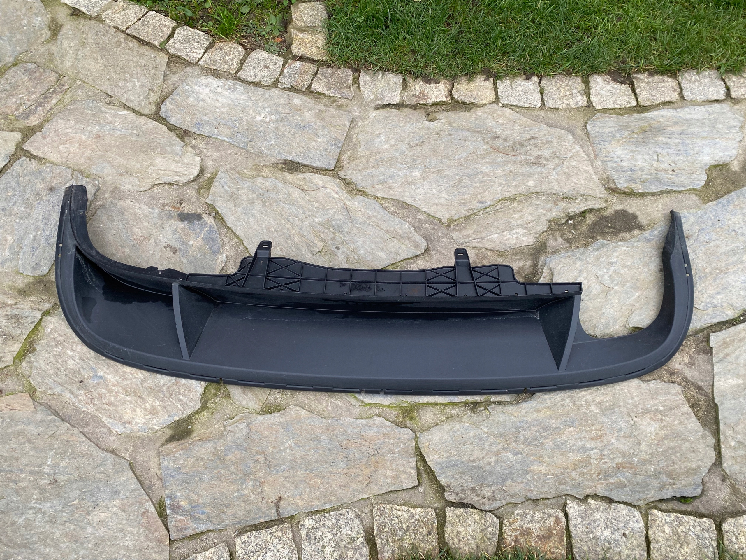 VW Passat B7 3AF Diffuseur Arrière OEM image 2