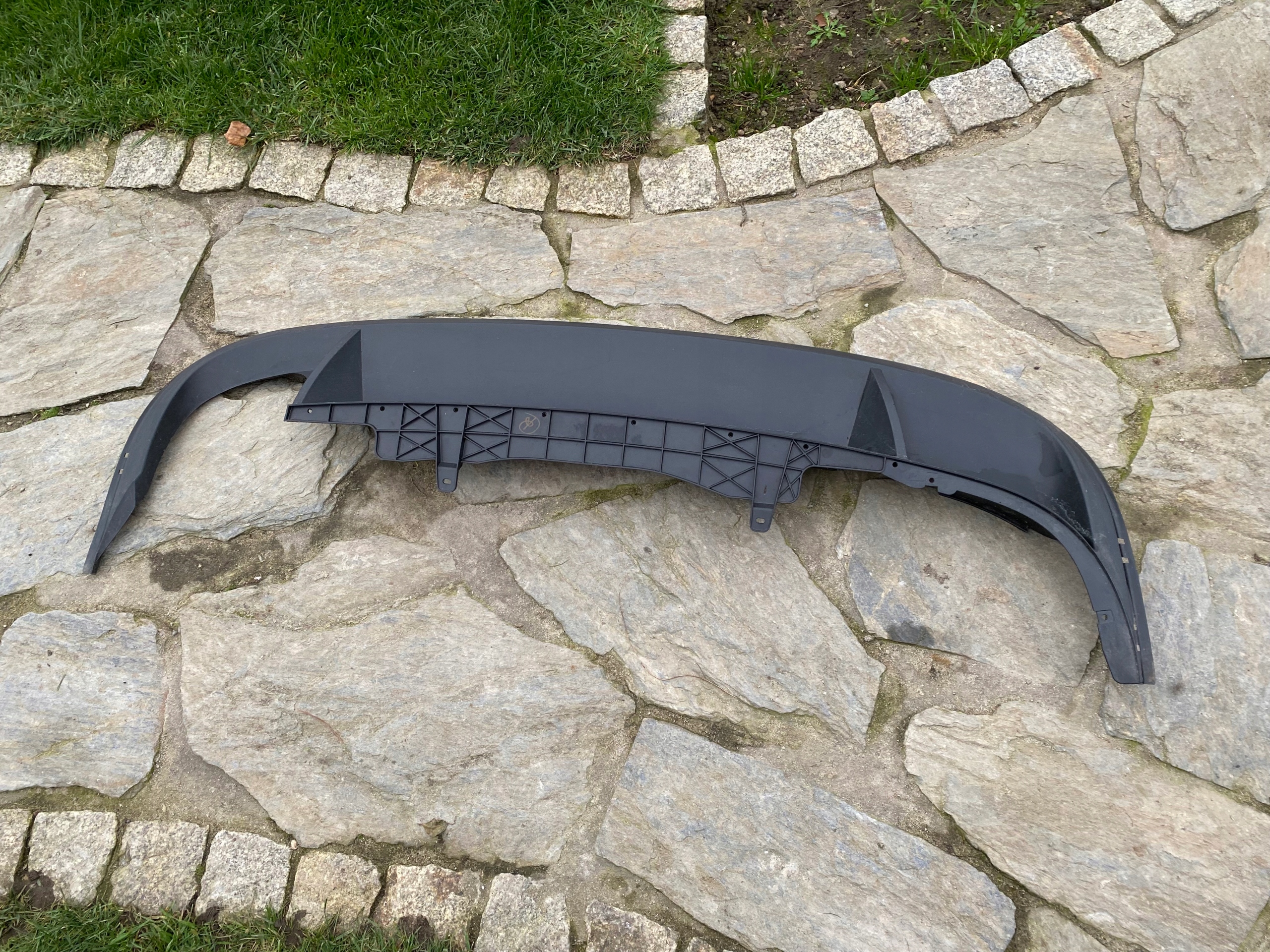 VW Passat B7 3AF Diffuseur Arrière OEM image 4