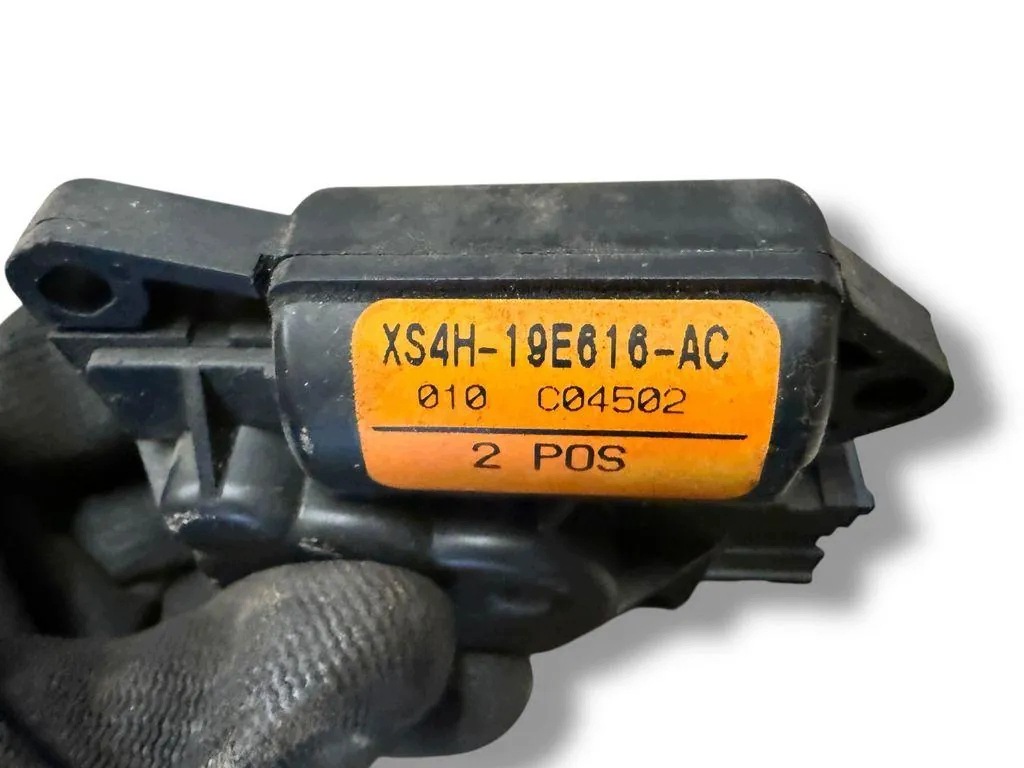 Motor de válvula de aire Ford Focus XS4H19E616AC image 6