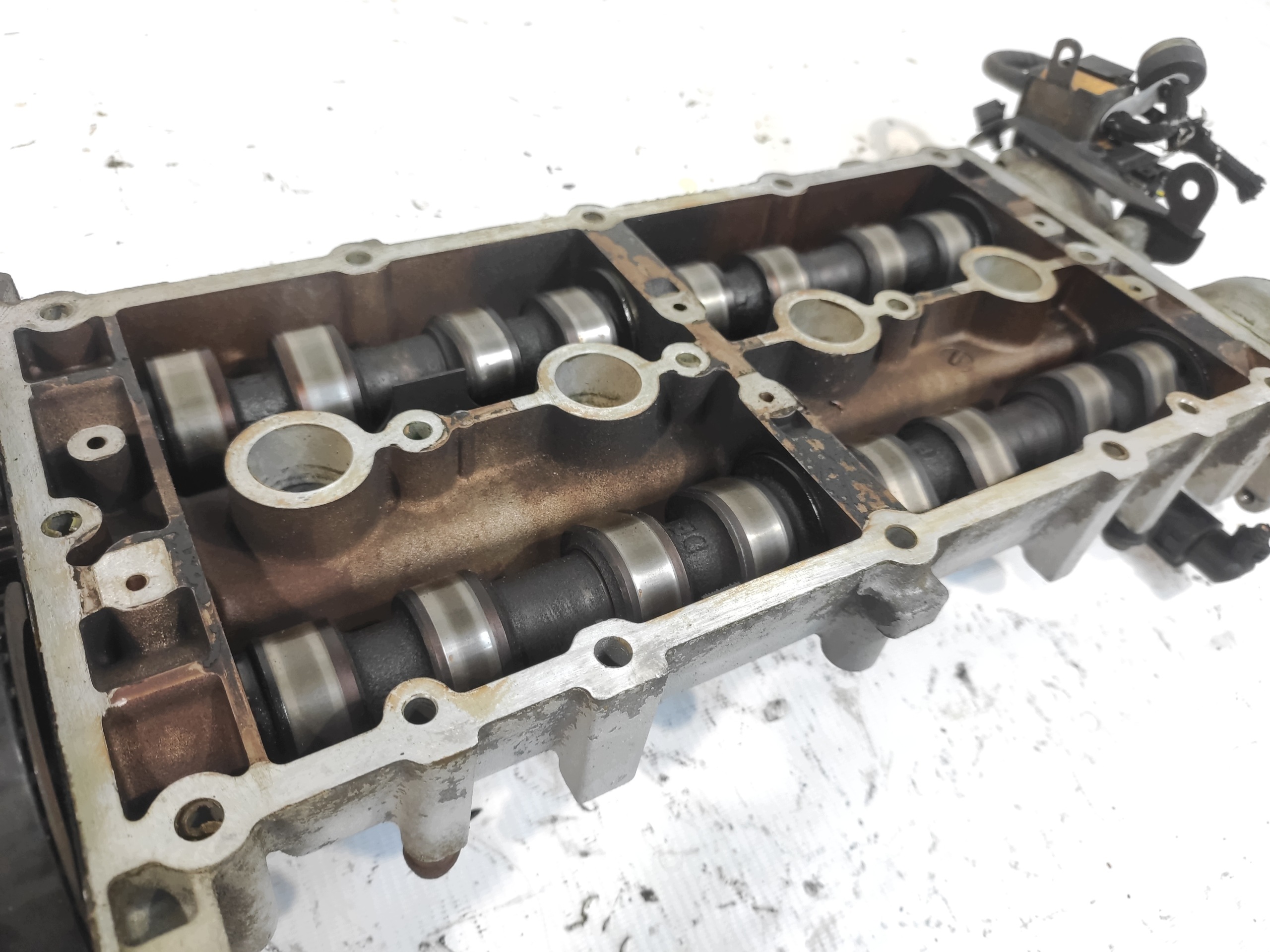 Cache culbuteur VW Golf IV Bora 1.4 16V image 3
