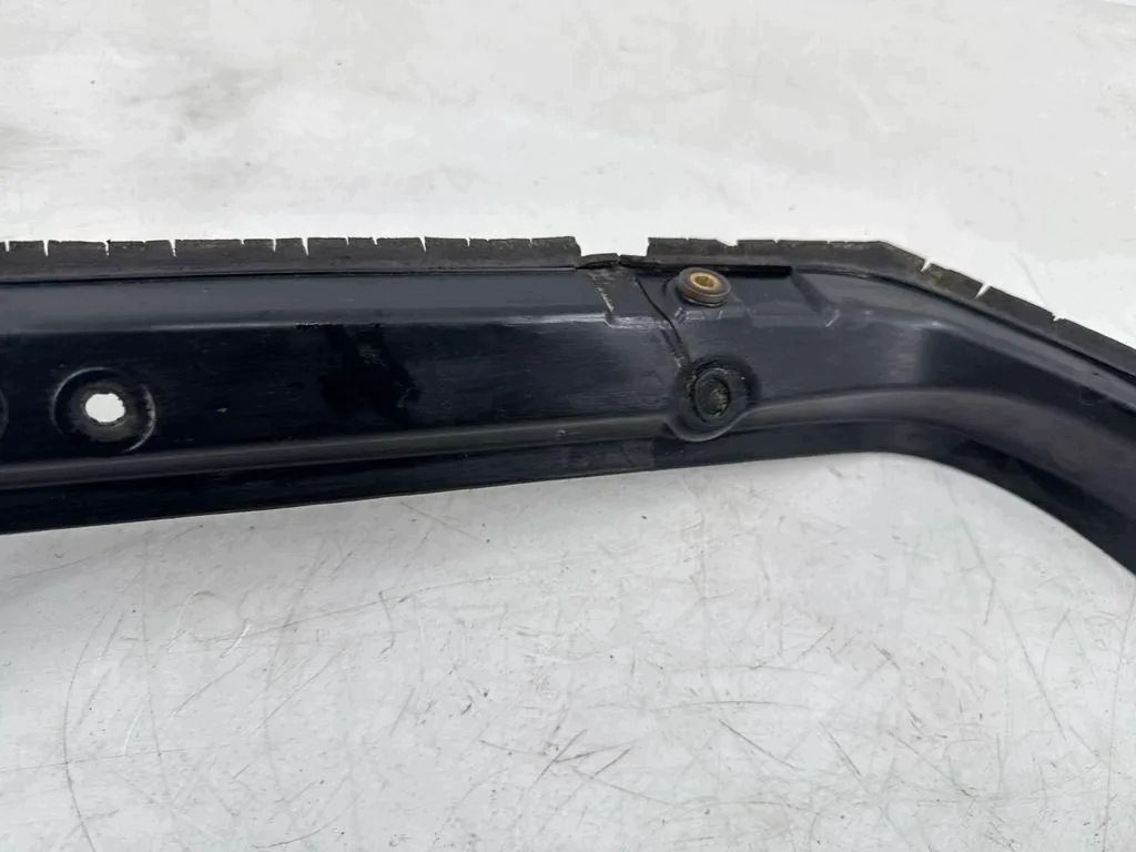 Mercedes-Benz E (W211) BBP127801 Used Part 2002 image 4