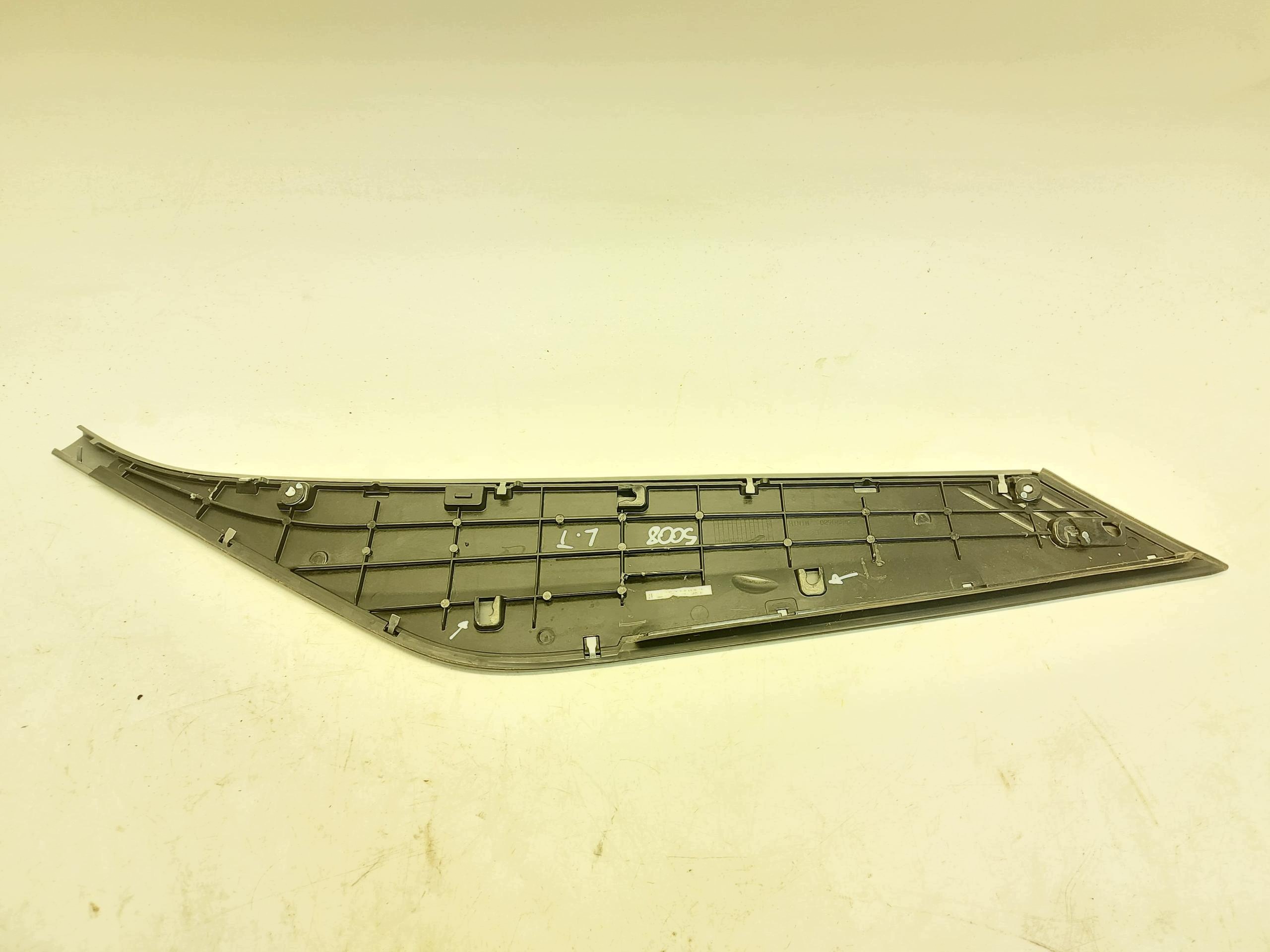 Peugeot 5008 III E5008 Kotflügel-Zierleiste hinten links 9839890680