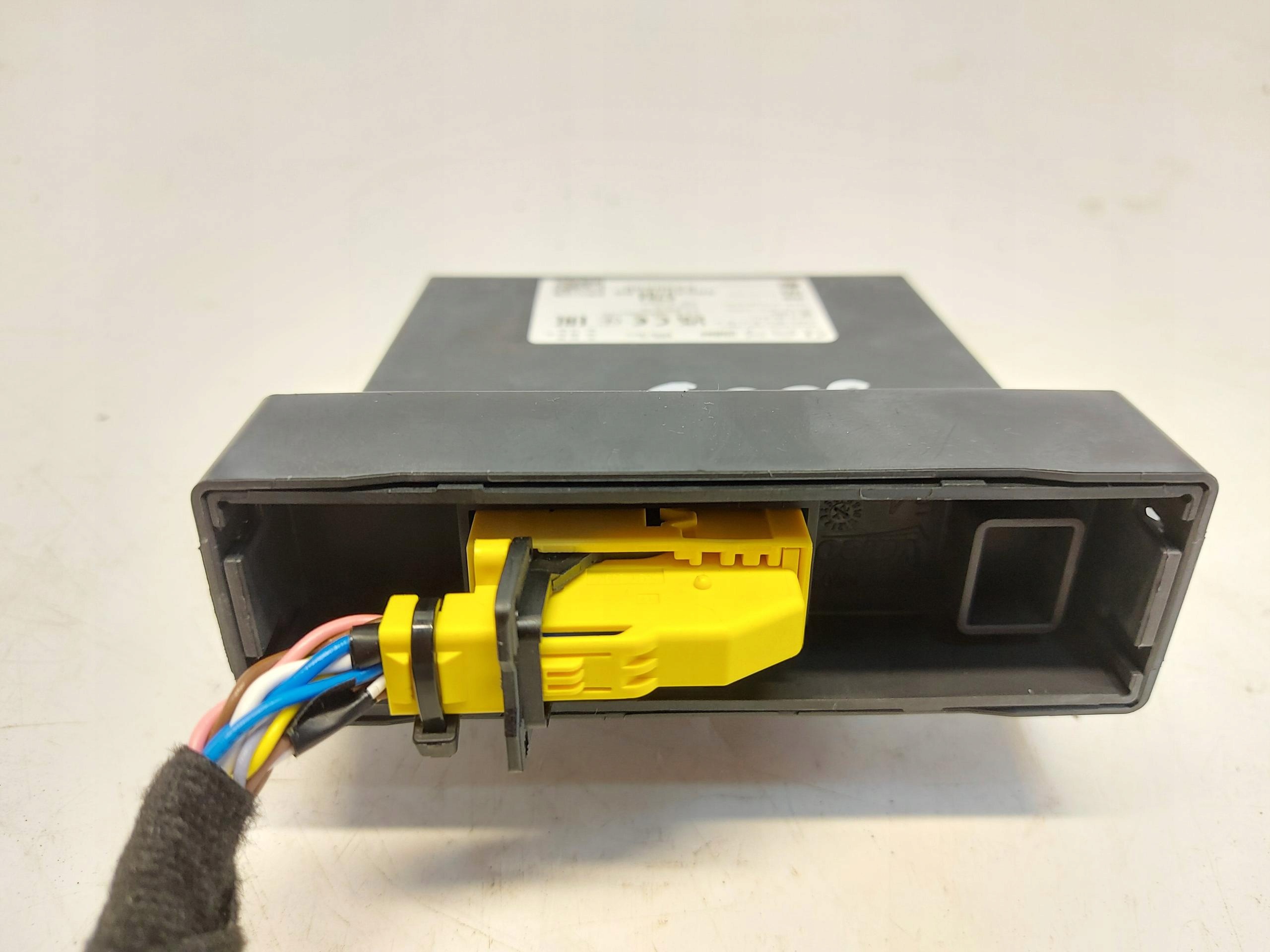 Peugeot 3008 III E3008 ohjainmoduuli valot 9864578480