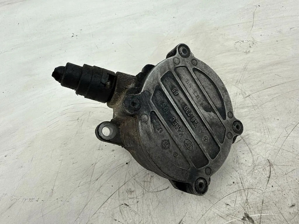 Vakuum pump Mercedes-Benz C AMG W203 image 4