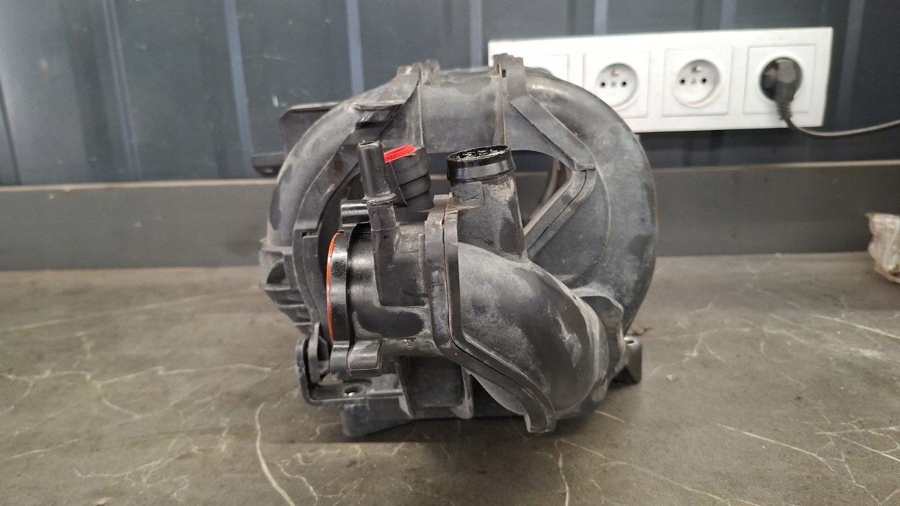 Ford Fiesta MK8 1.1 Intake Manifold Used