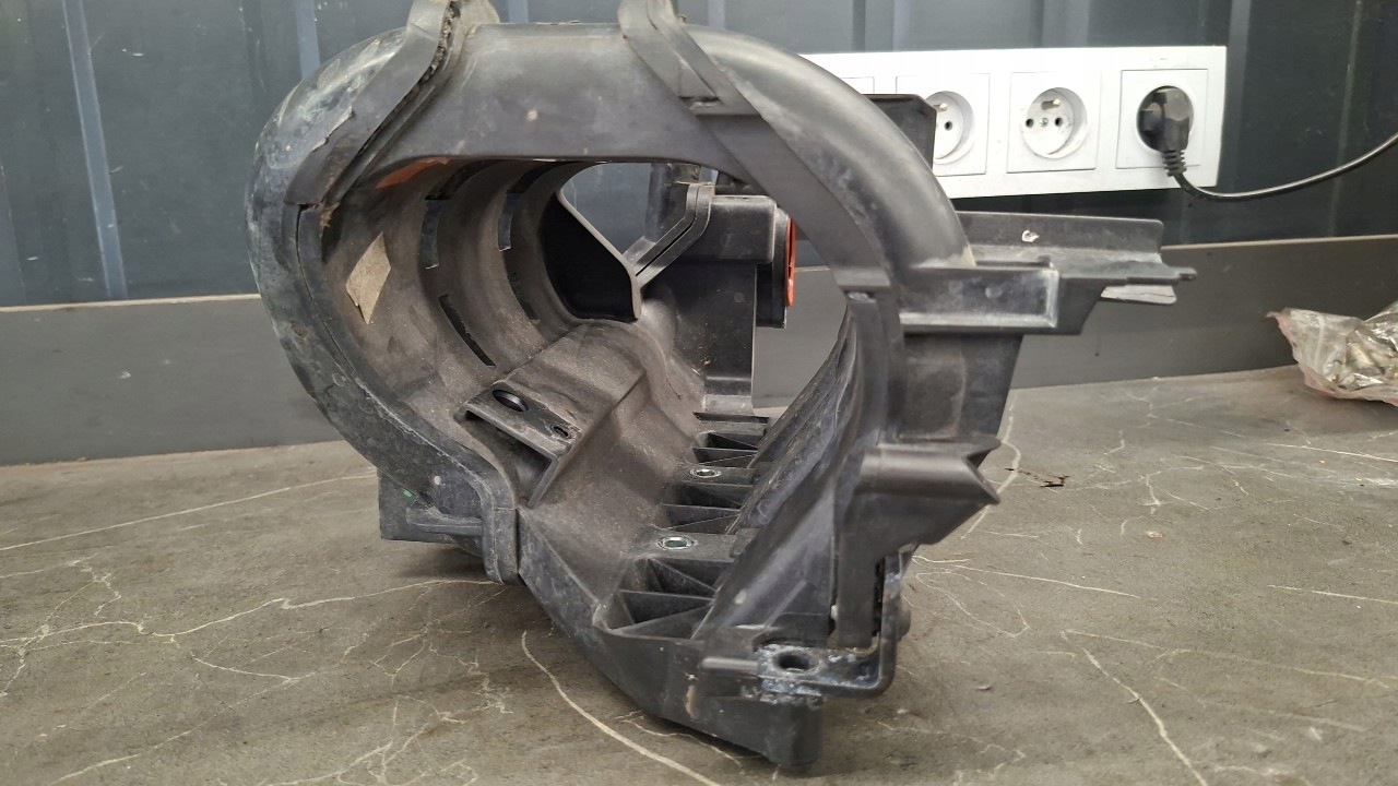 Collecteur d'admission Ford Fiesta MK8 1.1 Essence image 5