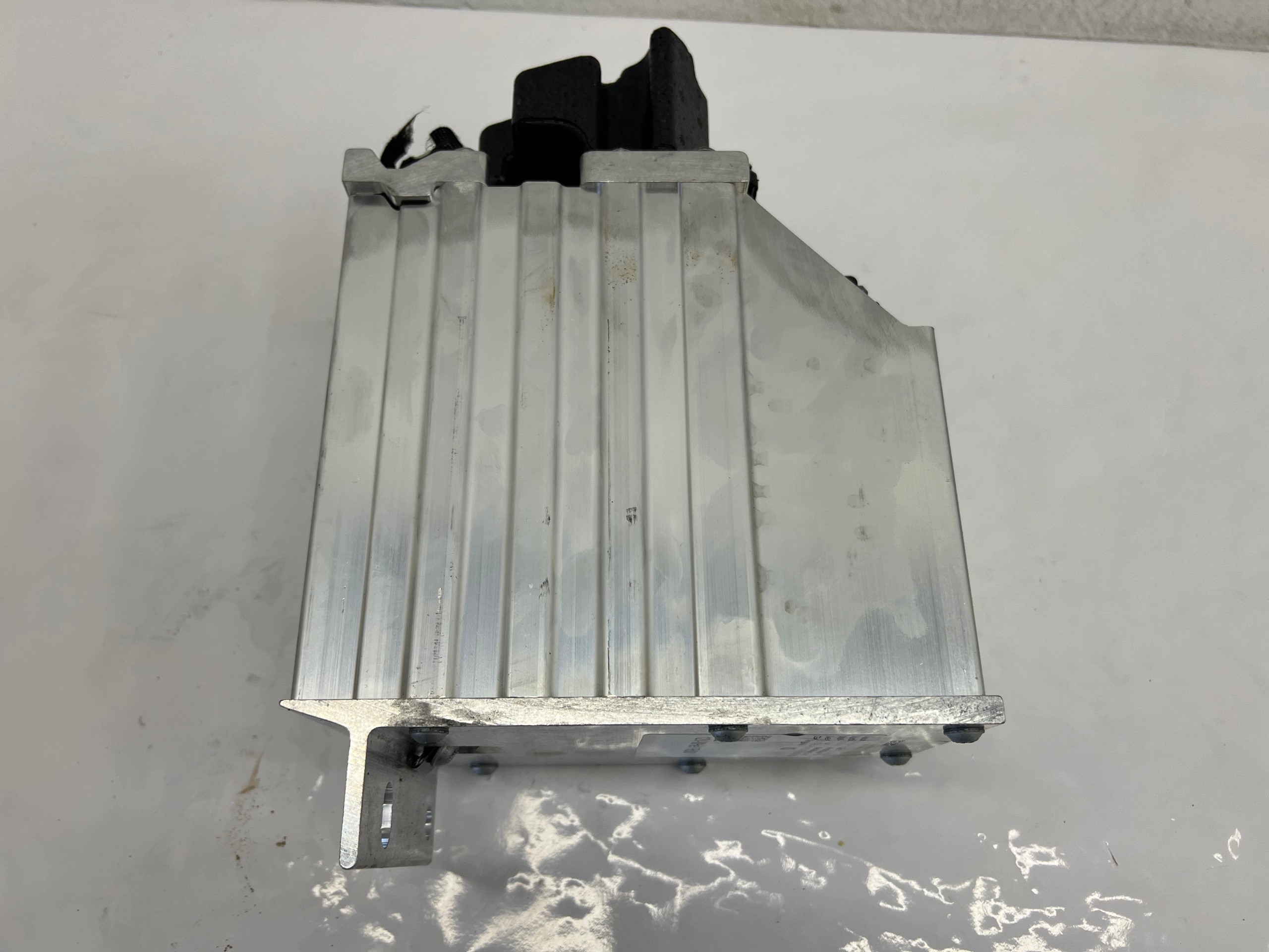 Zusatzbatterie Audi A4 B9 A5 F5 8W 2.0 TDI TFSI 8W0915172B image 3