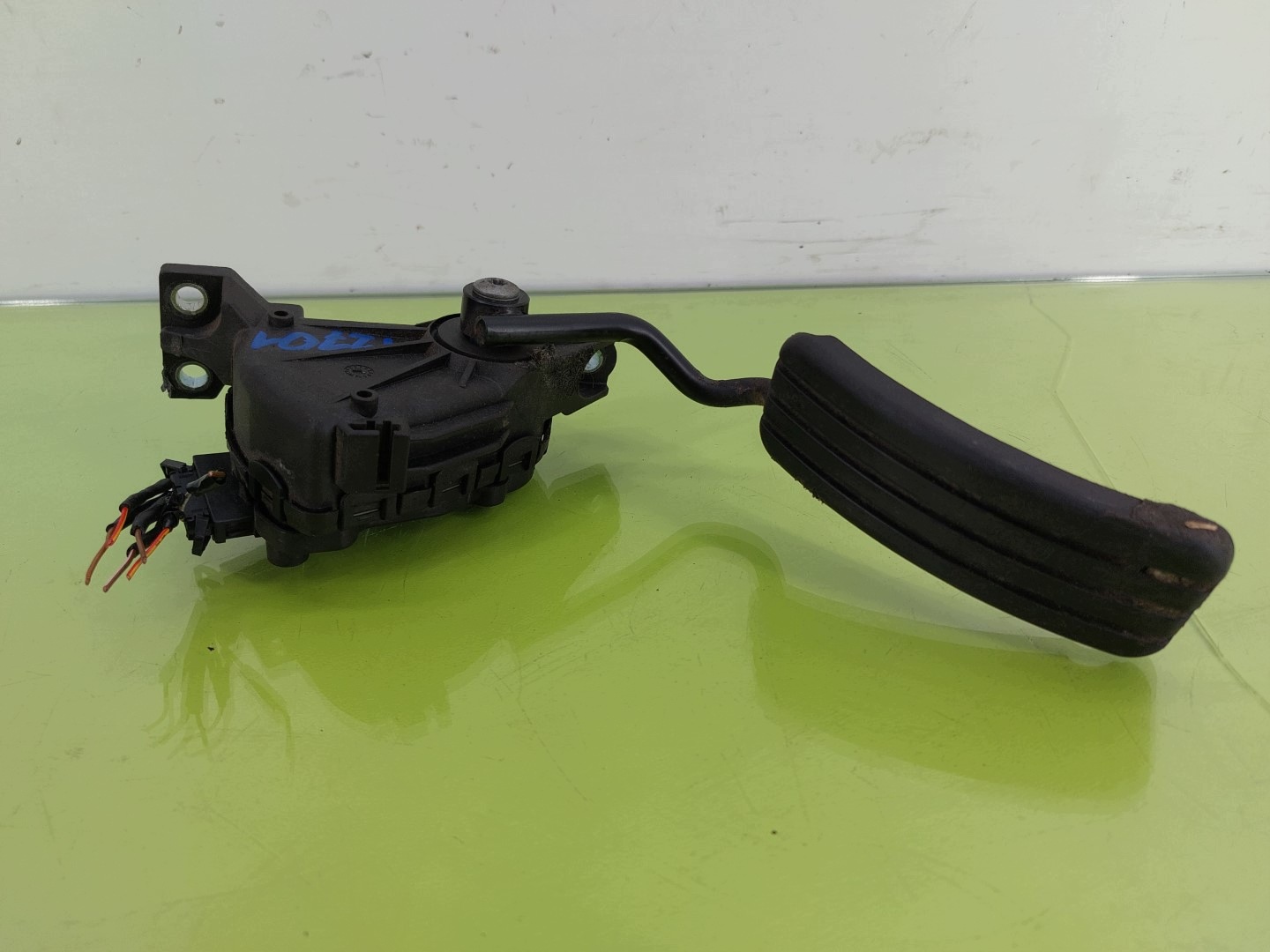 Polkimen kaasupolkimen potentiometri Renault Espace IV