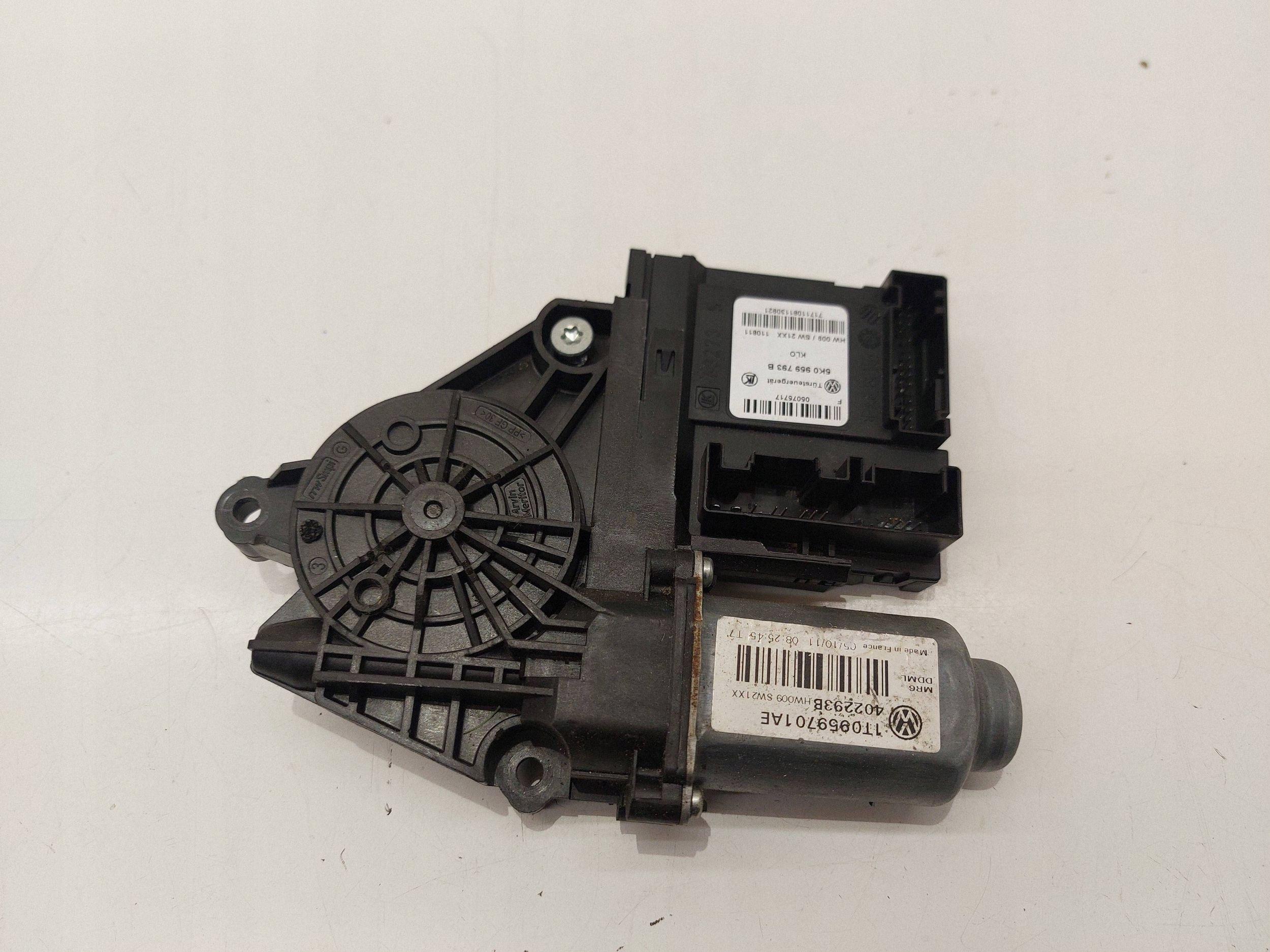 Motor de Vidro Dianteiro Direito VW Touran 2010-2015 image 2