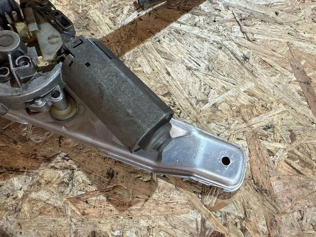 Achterruitwissermotor VW Polo 6N0955717A image 8