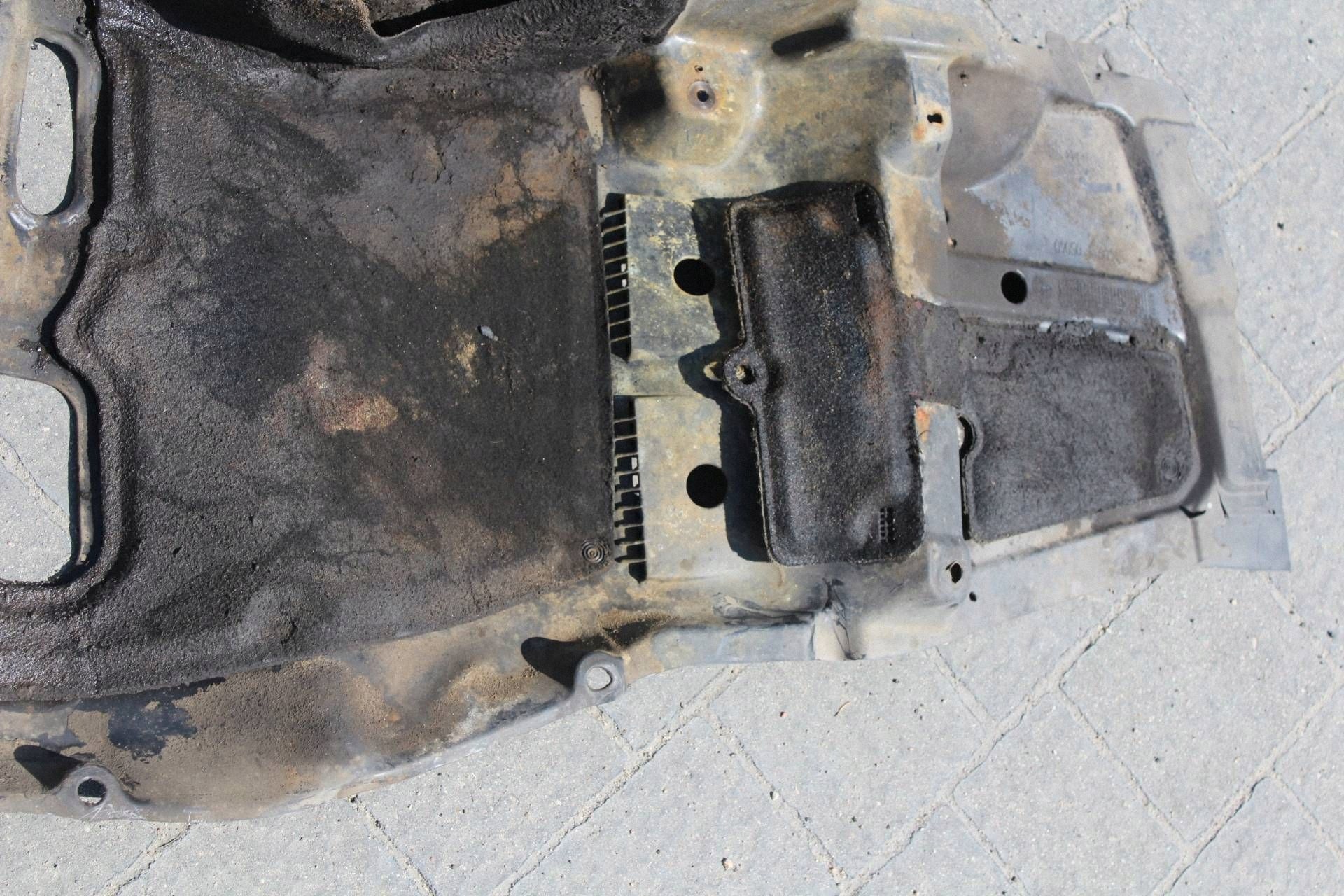 Protège-moteur Toyota OE 5140905040 image 3