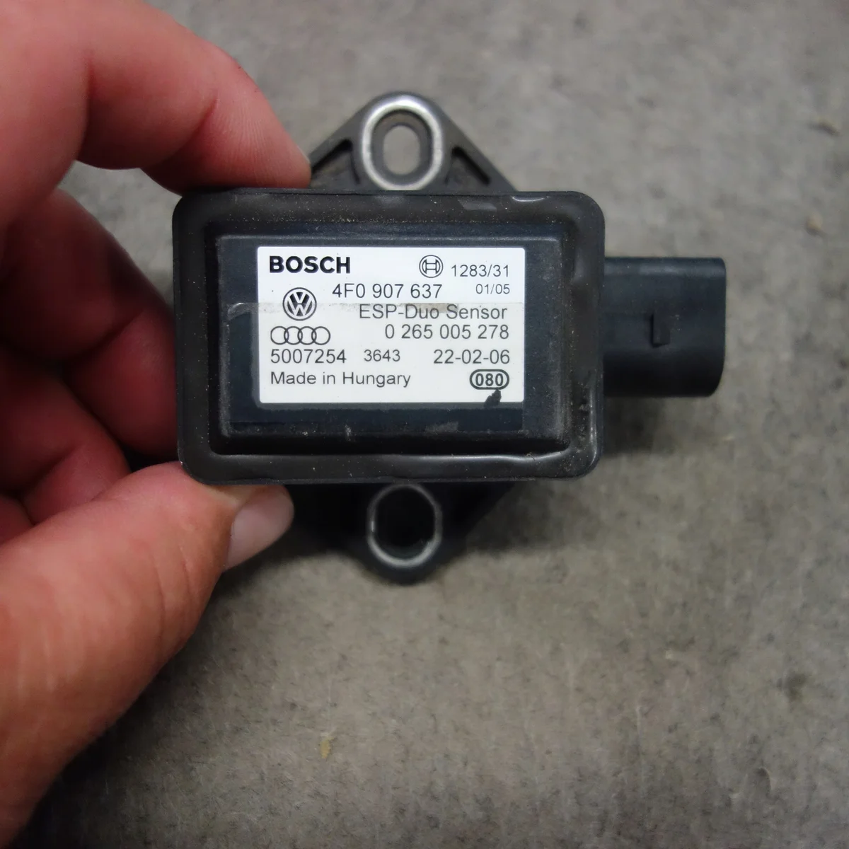 Capteur ESP Audi A6 C6 4F0907637