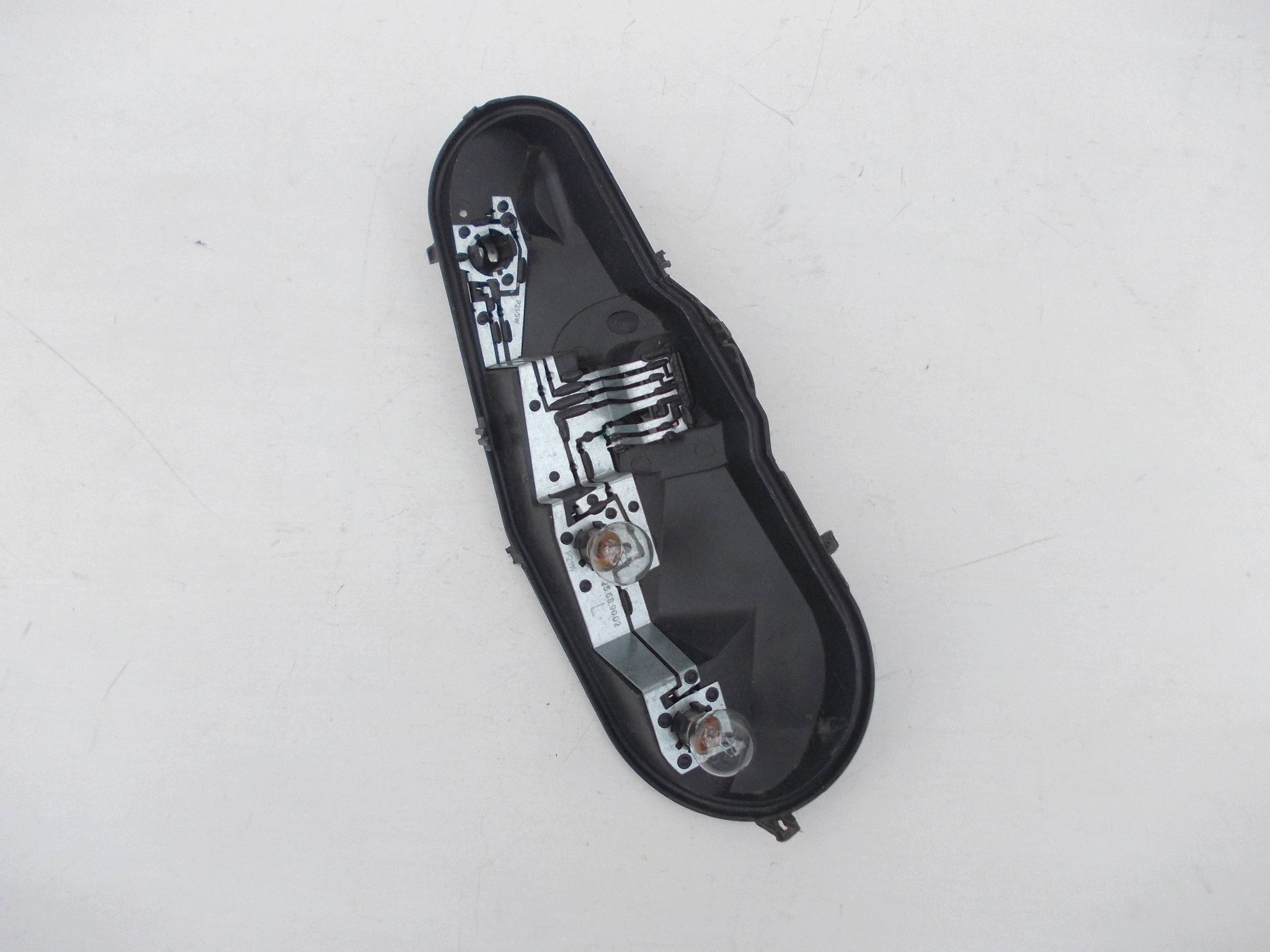 Achterlicht links Citroen C1 Peugeot 107 25689002 image 2