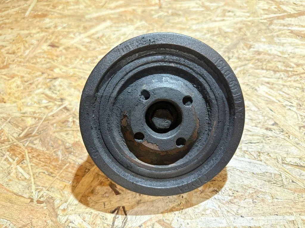 Ford Focus 2001 Främre vevaxelremsskiva OEM IS4068319AE