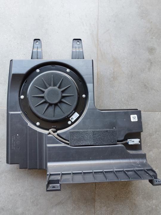 Subwoofer RAM 1500 CLASSIC Crew Cab 2020 image 2