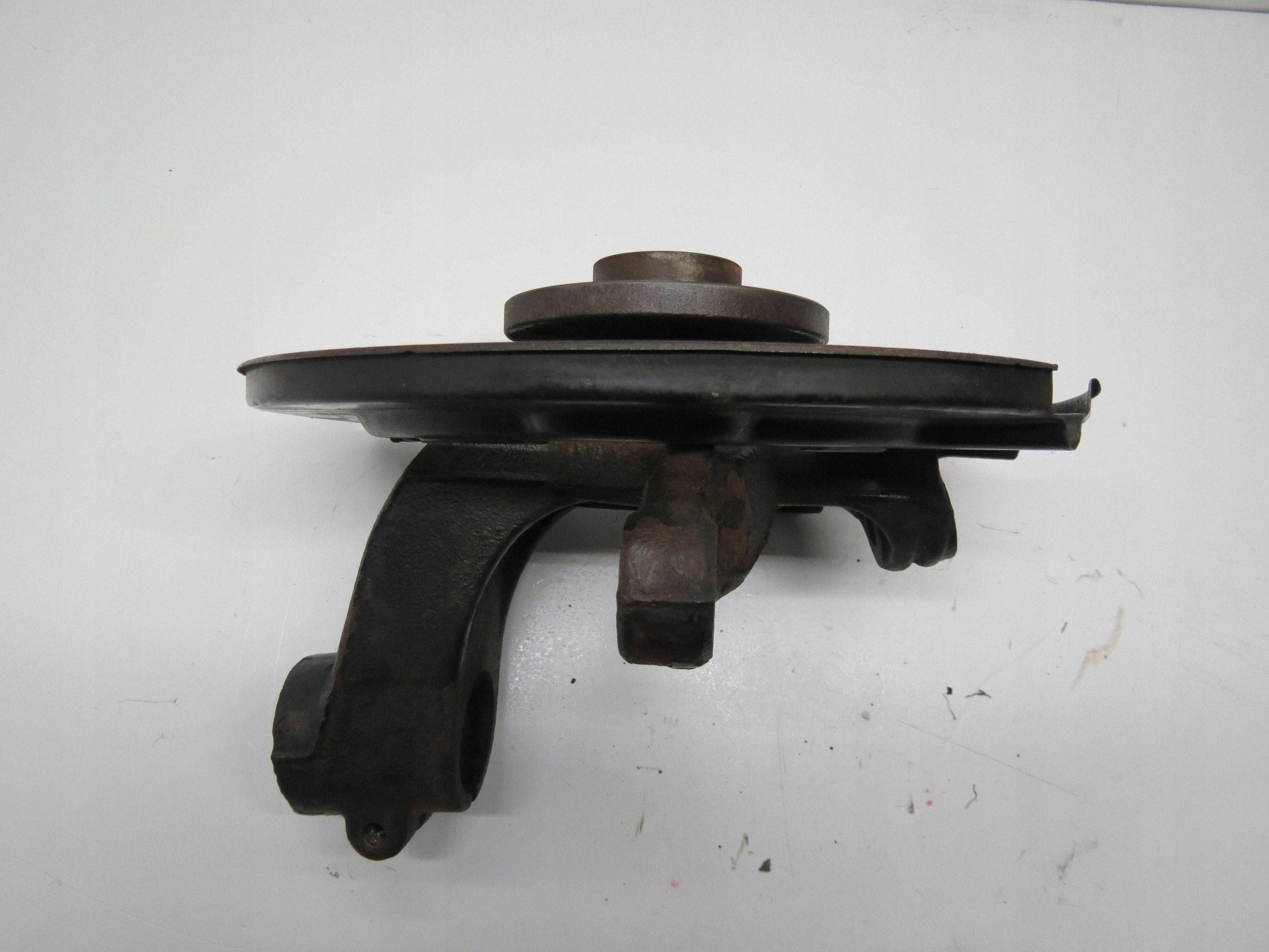 Cubo de Roda Dianteiro Volvo V70 2011 6G912C447BD image 6
