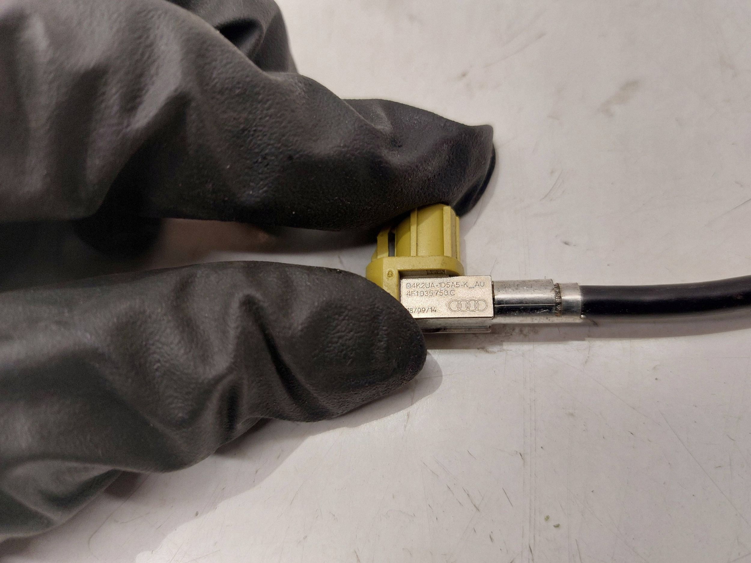 Cableado de audio Skoda Octavia Mk3 (5E) 4F1035750C image 3
