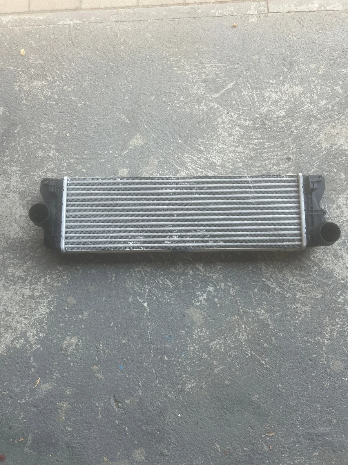 Intercooler Mercedes Sprinter W907 A9075011700 image 2
