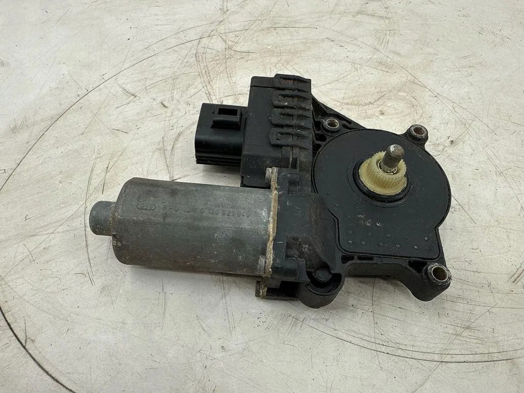 Moteur de vitre arrière gauche Jaguar X-Type image 3