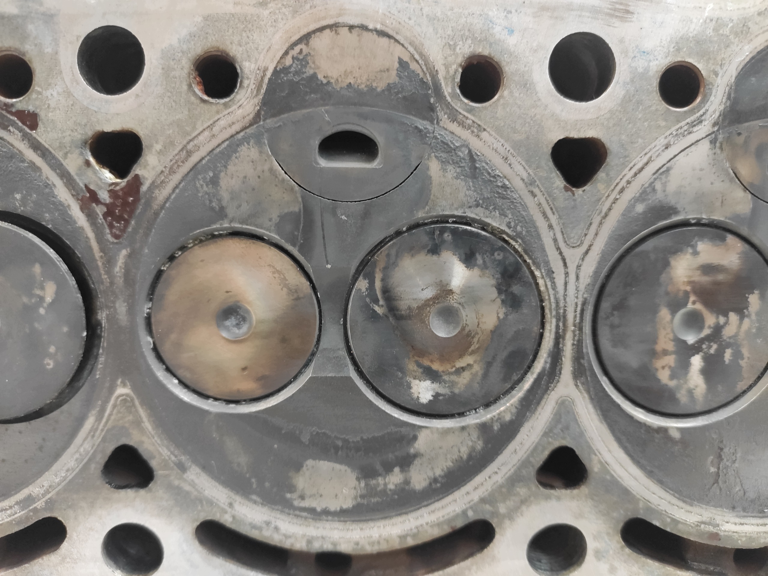 Zylinderkopf Einspritzpumpe Peugeot Citroen Nissan Rover 1.5 D image 9