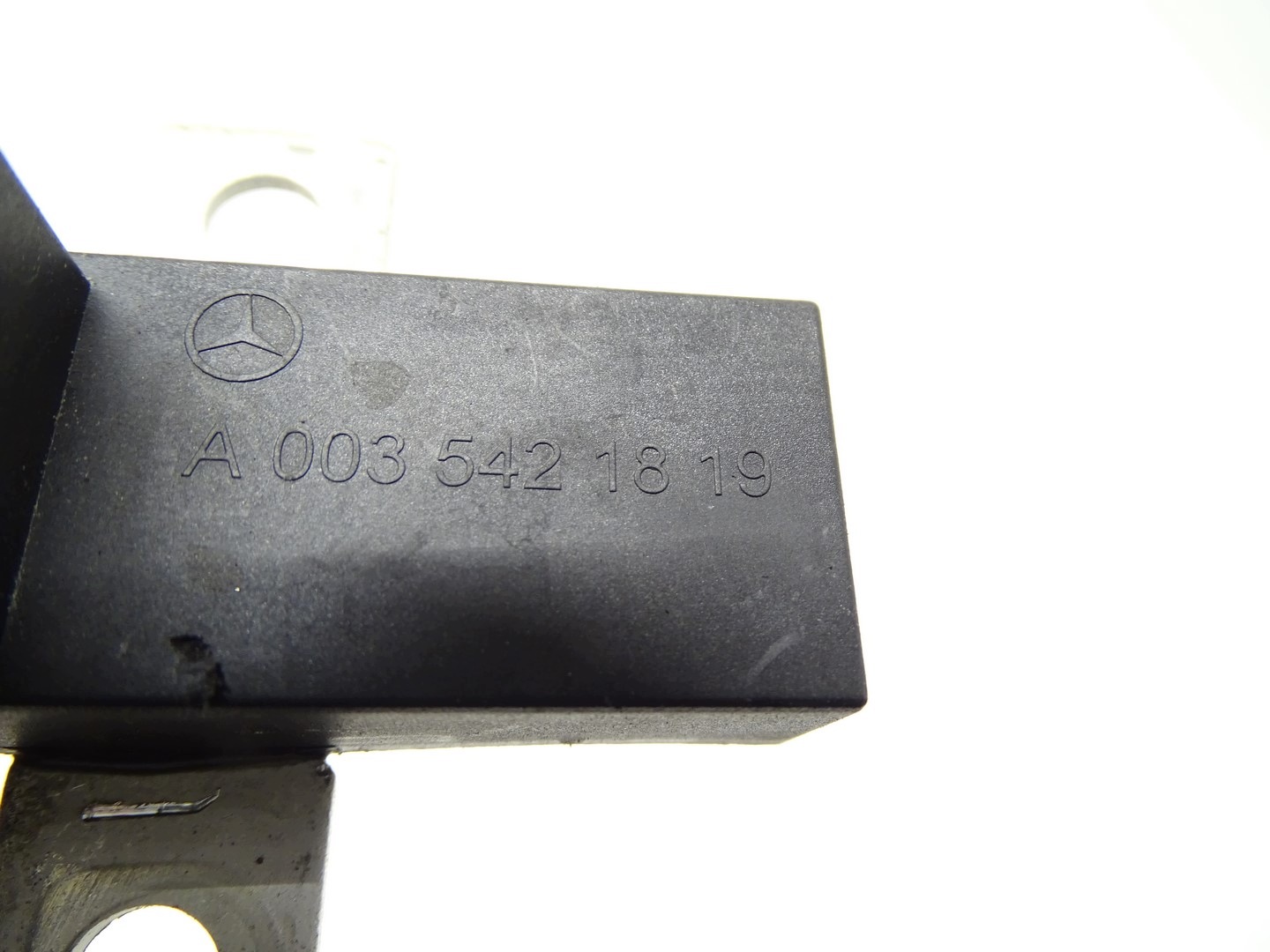 Pyrotechnischer Akkusicherung Mercedes W205 A0035421819 image 3