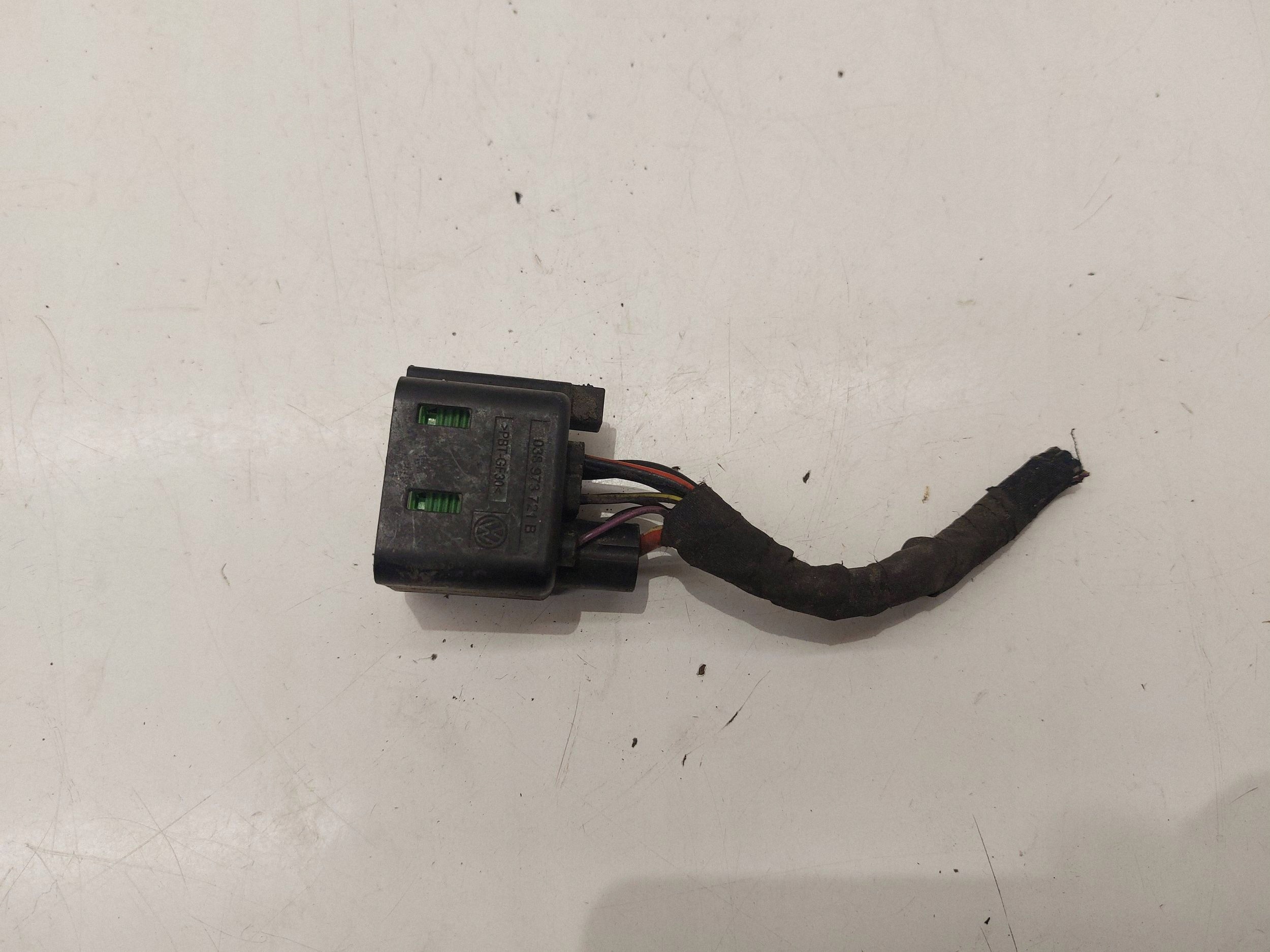 Relais / Module de préchauffage VW Caddy 2013 image 2