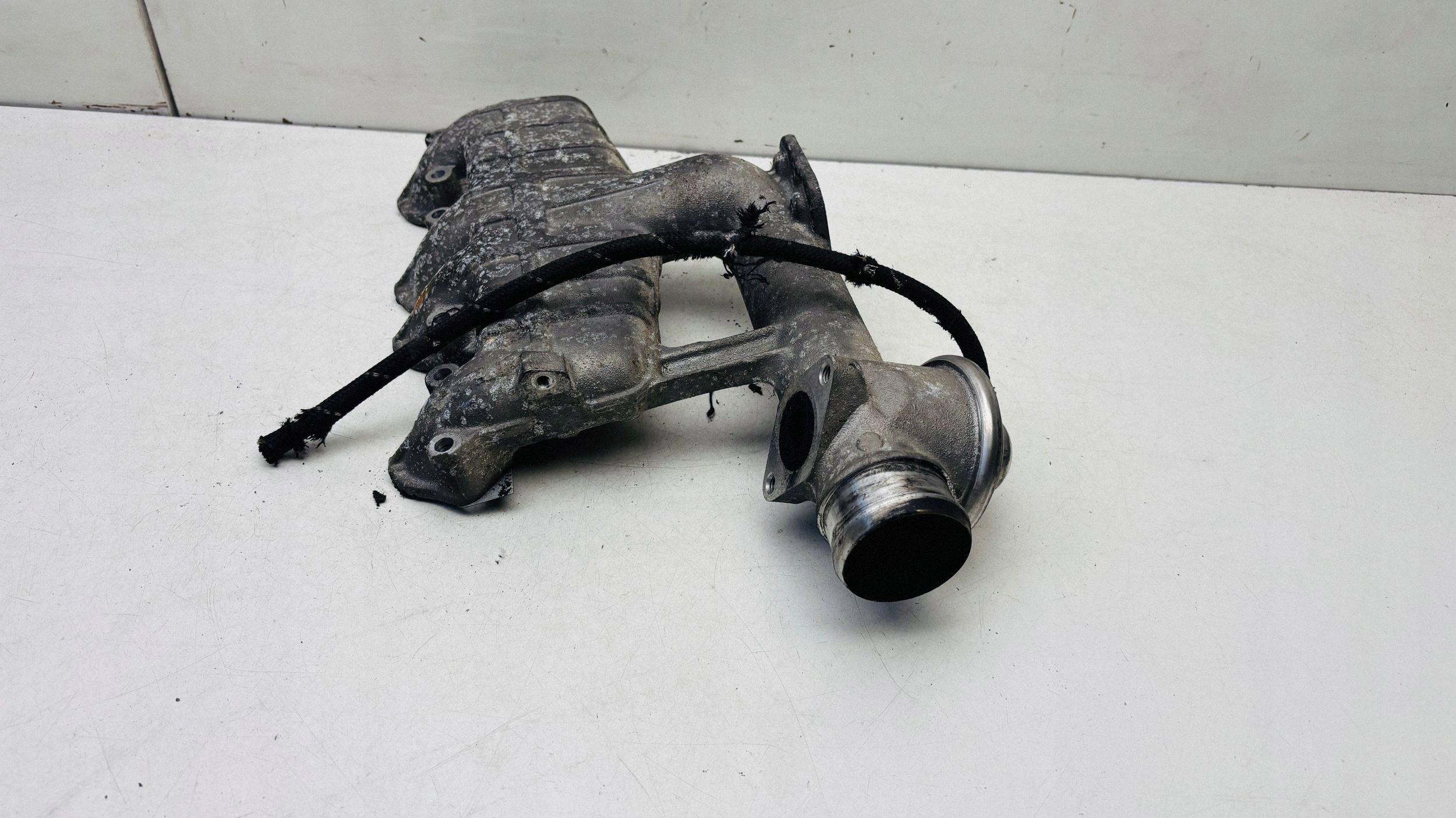 Collecteur d'admission Audi A3 1.9L 1997 image 3