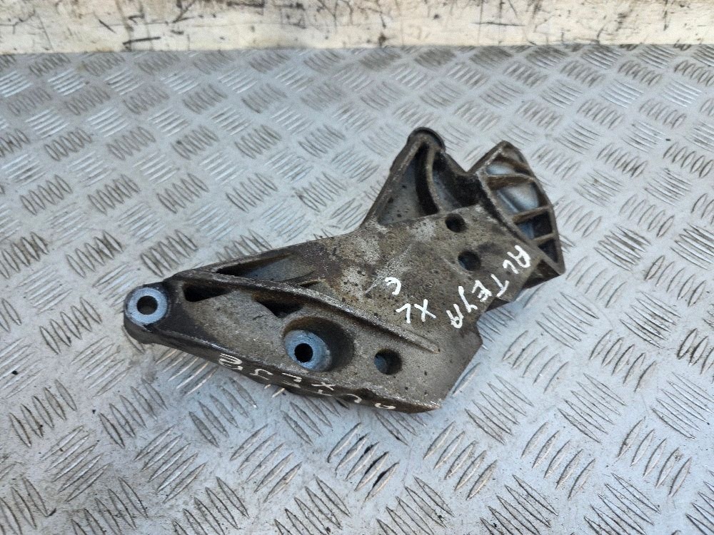 Support moteur gauche SEAT Altea XL 06J199207K image 2