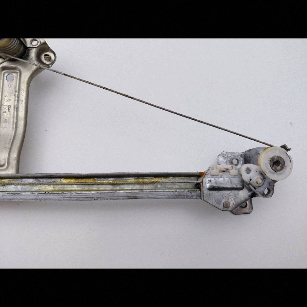 Elevalunas Manual Izquierdo Opel Corsa C OEM 09114705 image 4