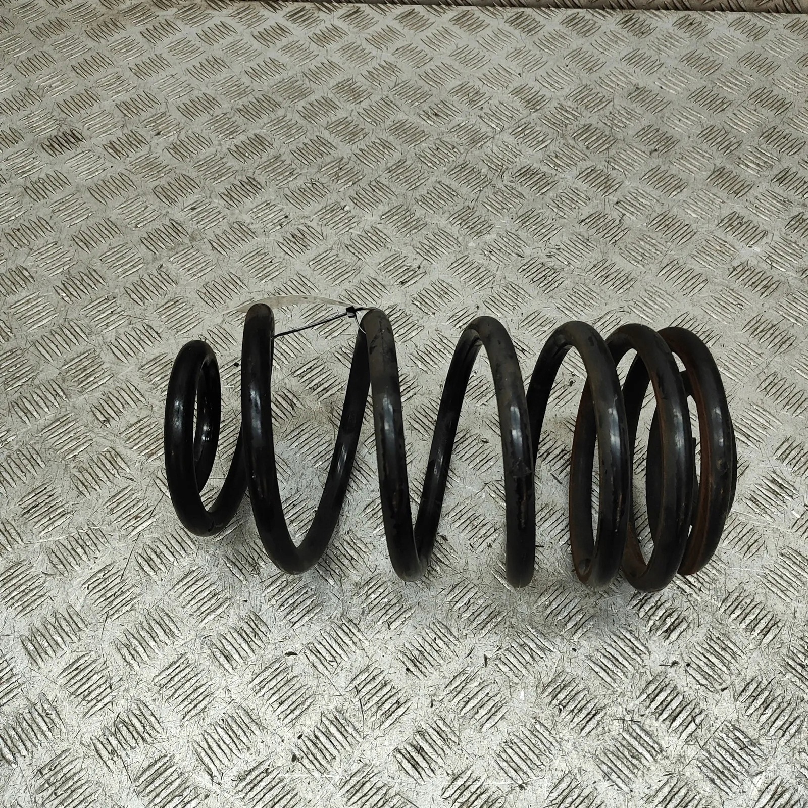 Hintere Feder links Mercedes Vito Tourer W447 OEM A4473240804 image 2
