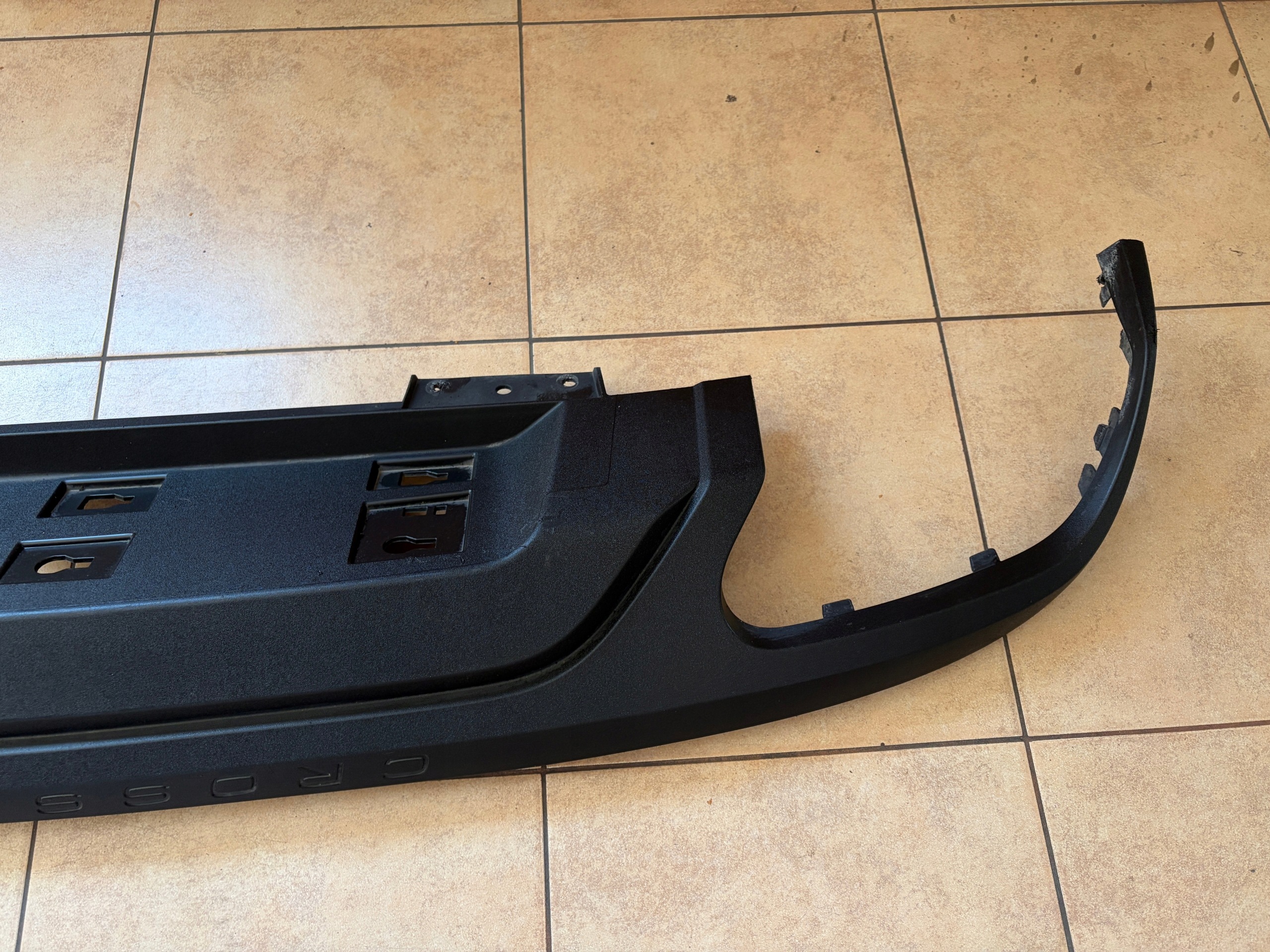 Volvo V60 II 2018- Rear Diffuser Spoiler 31455787 image 4