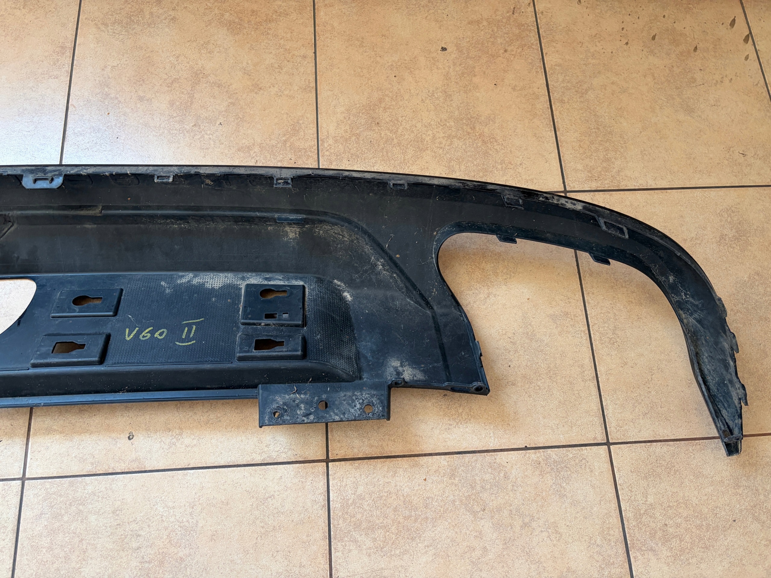 Volvo V60 II 2018- Rear Diffuser Spoiler 31455787 image 8
