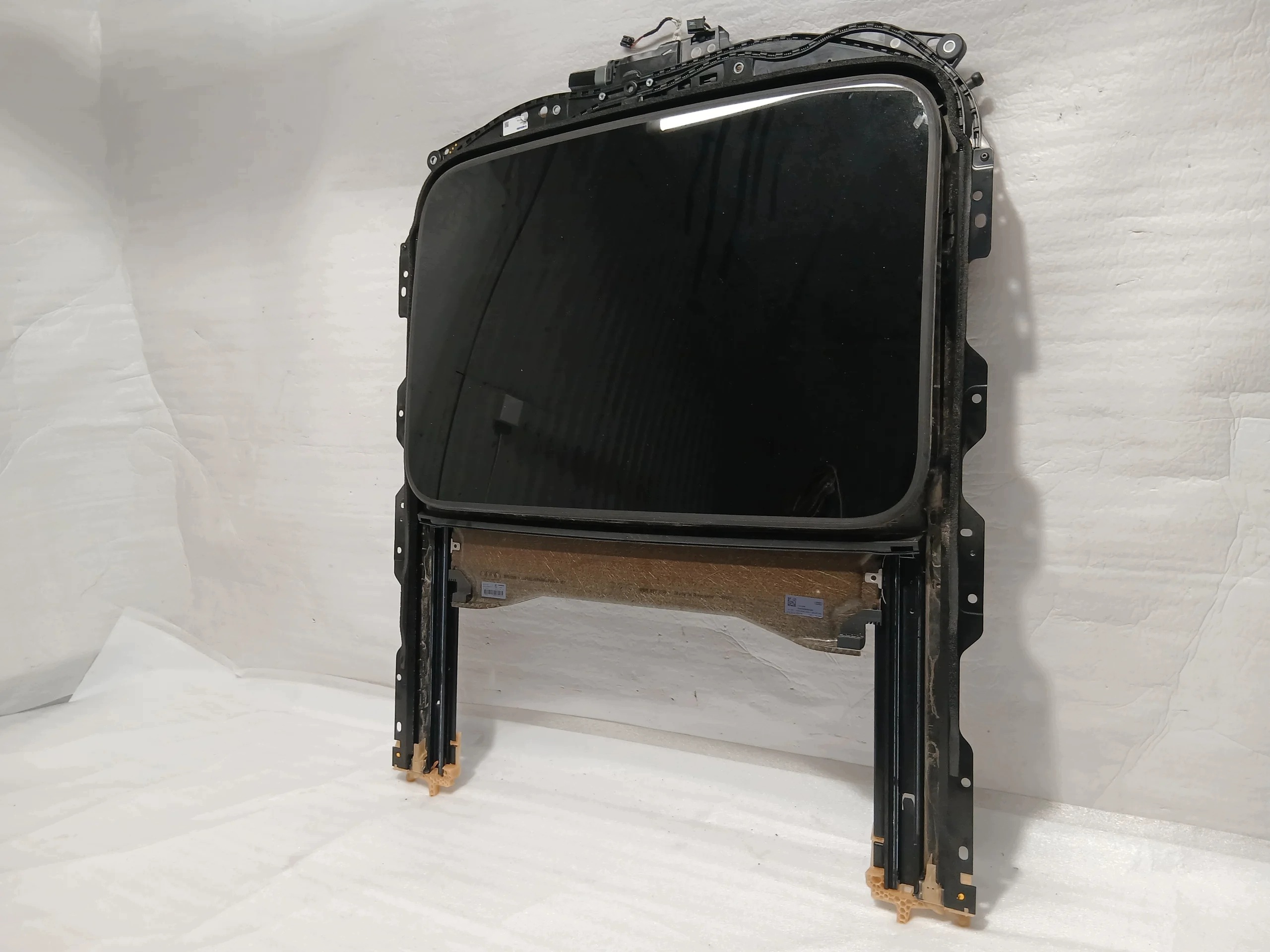 Audi A4 B9 Panorama Sunroof 8W5877255 8W5877041