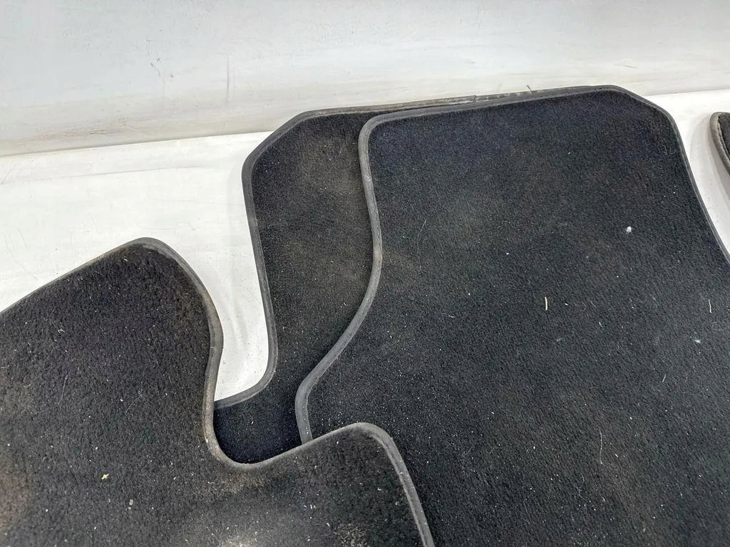 VW Passat B6 matot, OEM 3C1863011C image 5