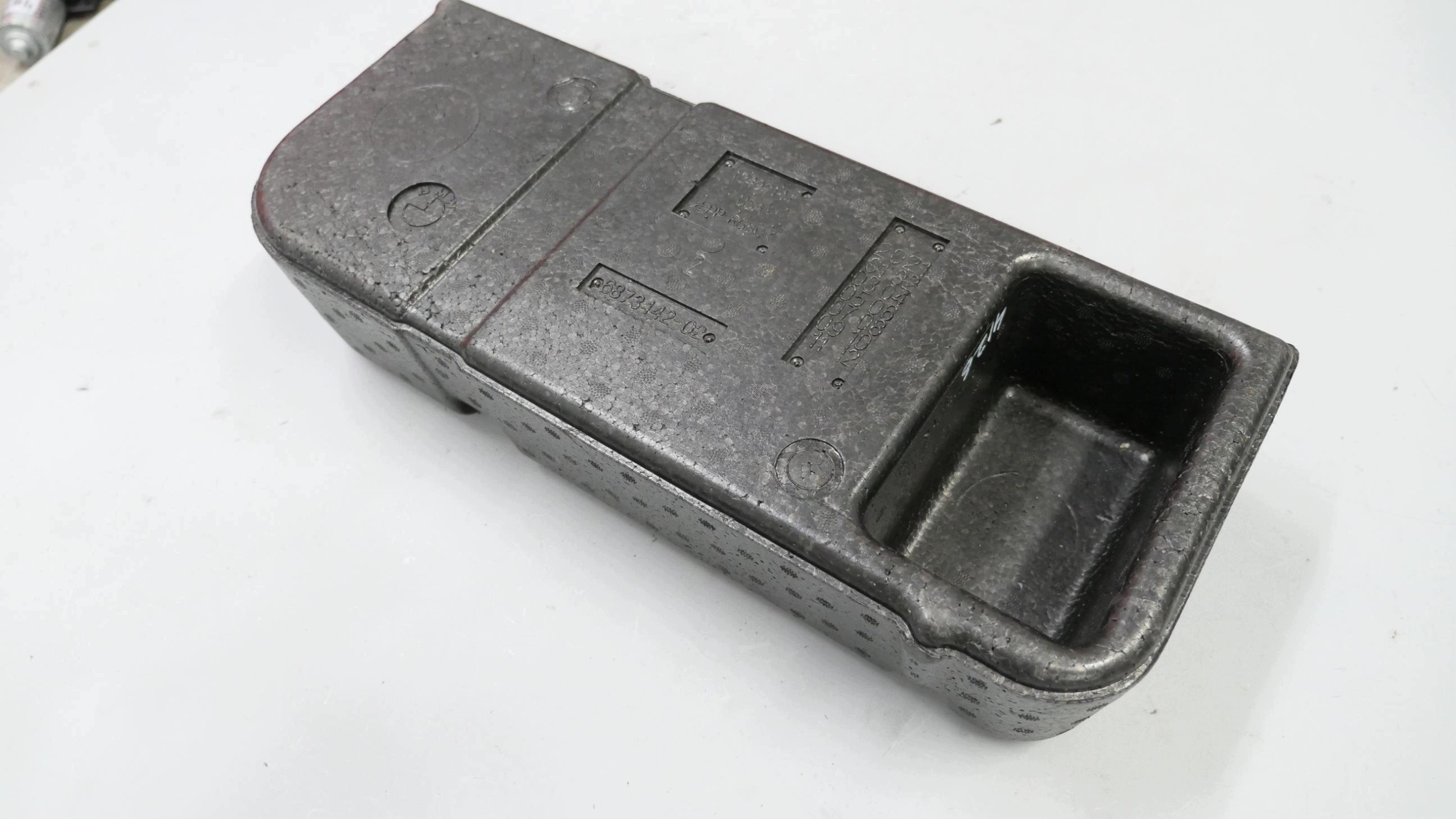 BMW X3 G01 X4 G02 Insert Coffre 6873442 image 5