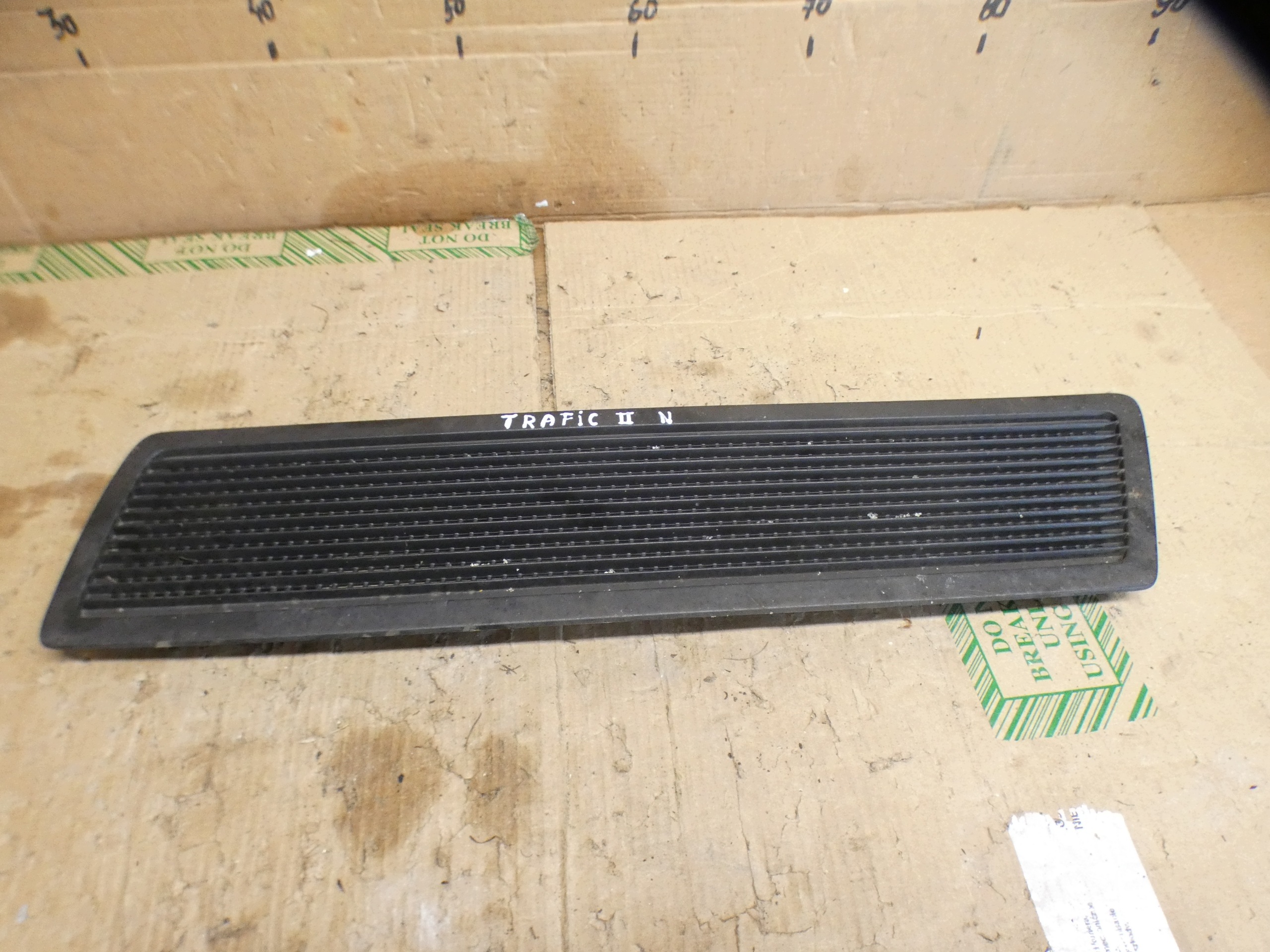 Capot avant Opel Vivaro 2008 8200004370 image 2