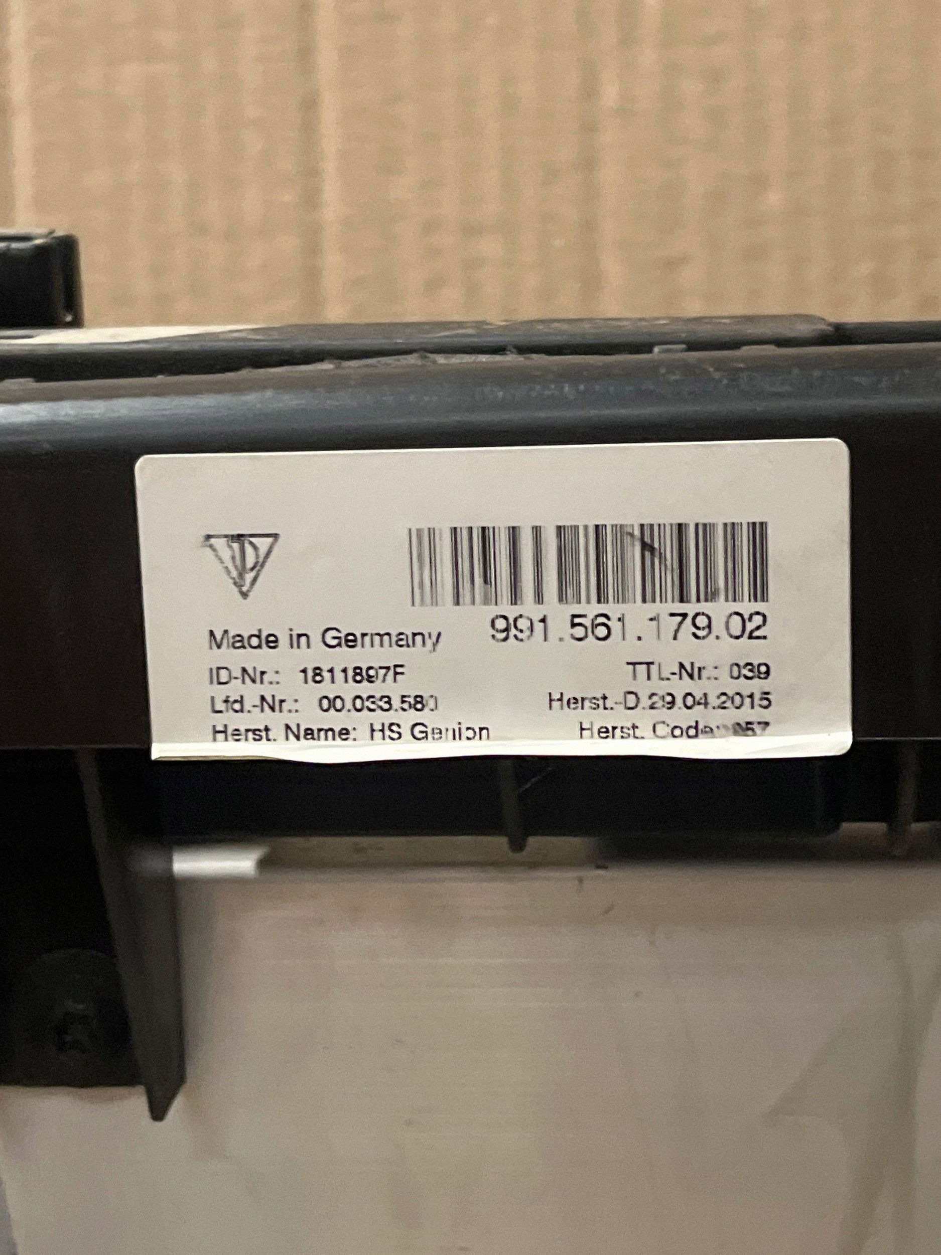 Arceau Porsche 911 991 (2014) OEM 99158001104 image 10