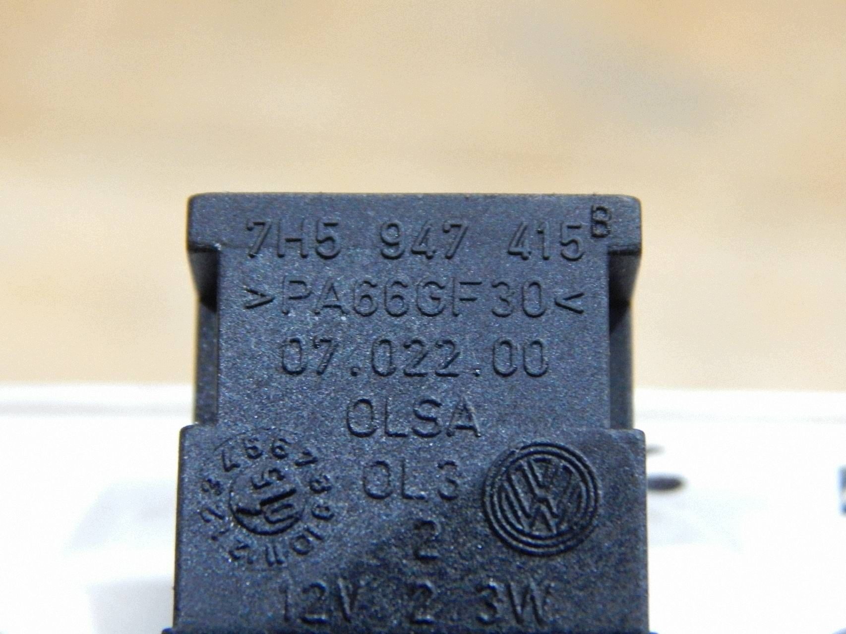 Luz de soleira VW T5 Multivan 7H5947415B