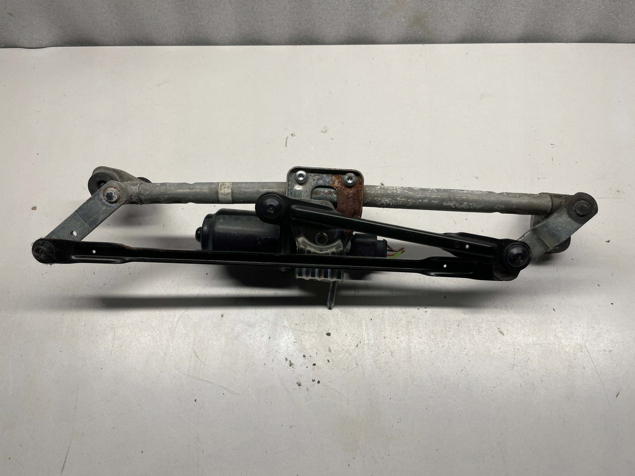 Skoda Fabia III 6V Torkarmotor 5JB955113B image 3