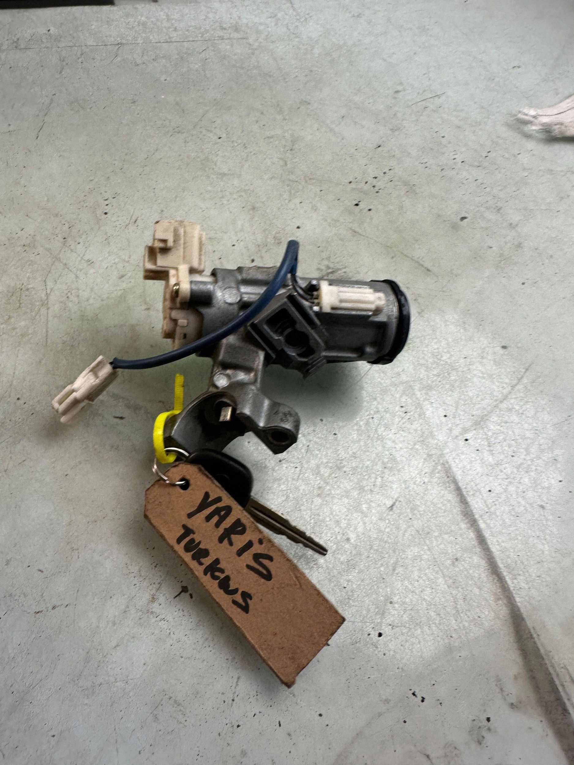 Toyota Yaris Tändningslås 423423 image 4