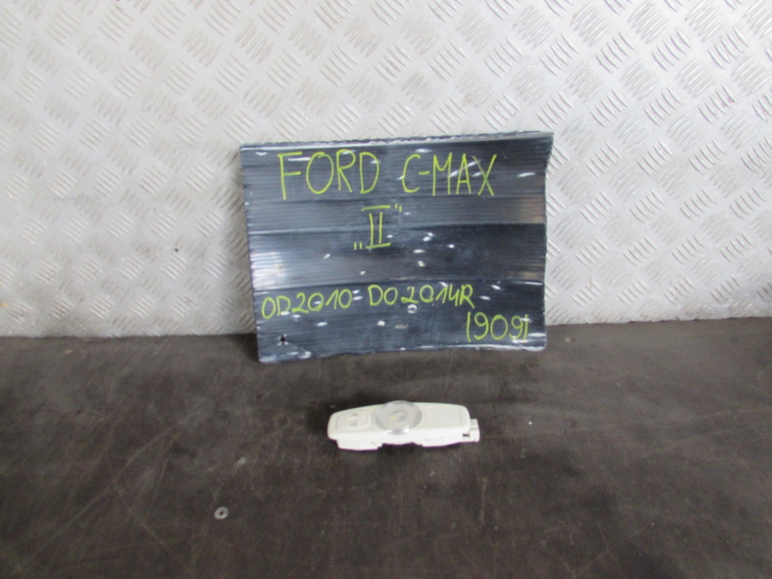 Éclairage d'habitacle Ford Focus C-MAX II 2.0 TDCI 10-14 R. image 2